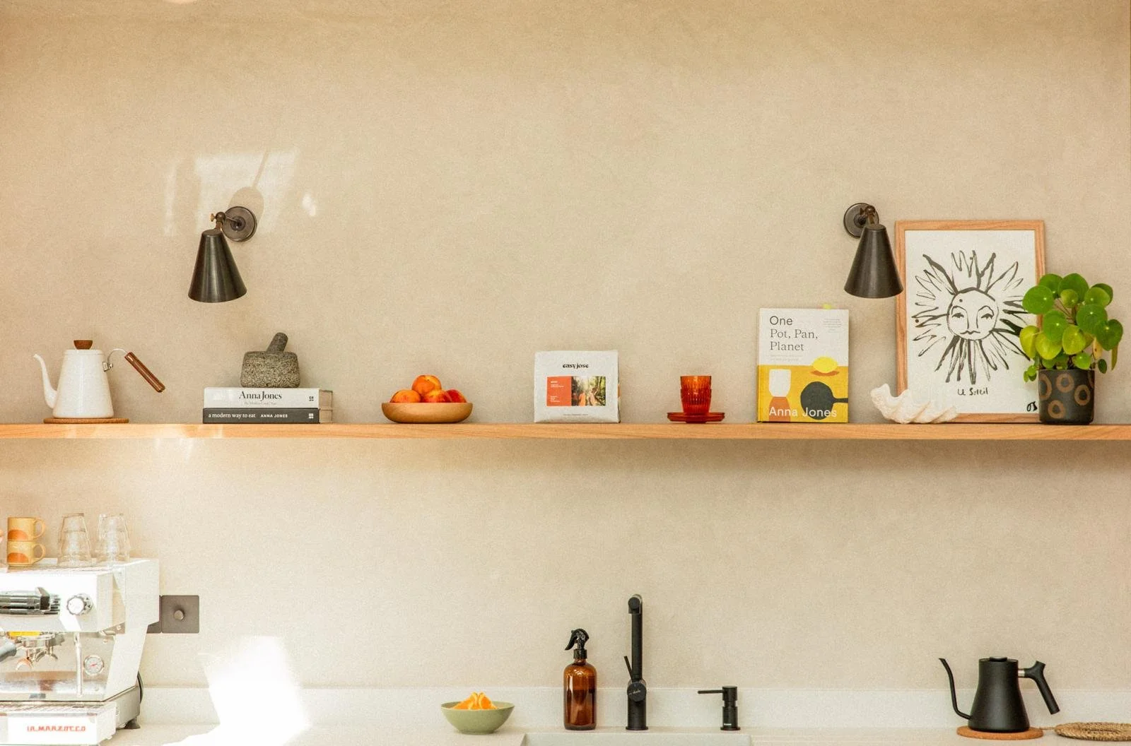 Easy Jose
Packaging Design, Illustration