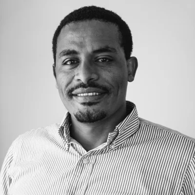 henok_aug2018_web.jpg