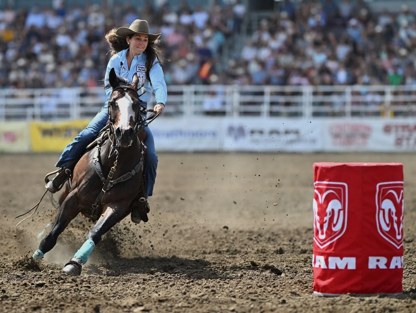 Merry Christmas &amp; Happy Holidays from the Strathmore Stampede🎄🤠🎁 To our volunteers, sponsors, community, and rodeo fans&mdash;thank you for your support and we can&rsquo;t wait for the 2026 Stampede season! 

Don&rsquo;t forget &mdash; Strathm