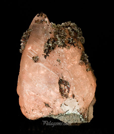 Another view of the specimen. It is now in the Ron Gladnick collection, about which Pala's Will Larson wrote in 2012, in the pages of Mineralogical Record . It has a beautiful coloration: internally bright, externally sporting a fine patina. (Photo: Jason Stephenson)