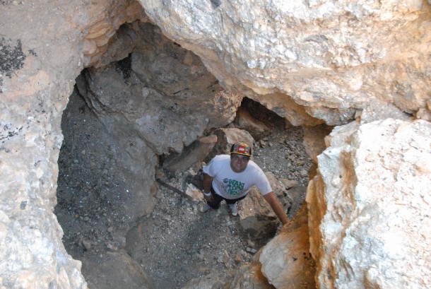 Will stands in an old main drift (tunnel). This is said to be the main “glory hole,” or series of pockets from the original discovery. To Will’s right is the continuation of the tunnel.