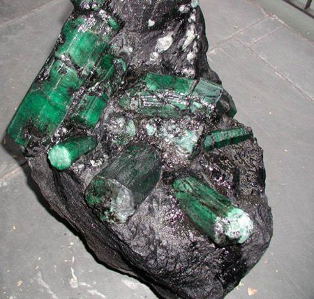"Bahia" Emerald. The specimen currently is under lock and key at an undisclosed location. (Photo: PRNewsFoto/Attorney Andrew Spielberger)