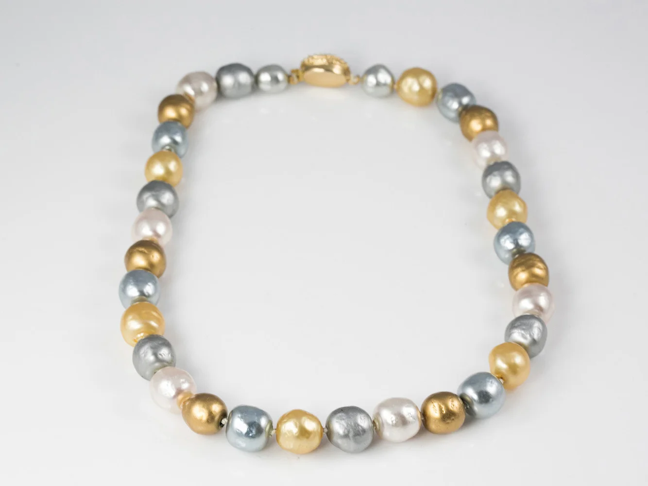 Miriam-Haskell-Multi-Color-Baroque-Glass-Pearl-Necklace.jpg