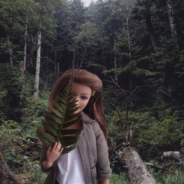 Went for a walk in the woods this morning. Couldn't resist the urge to put plant life in front of my face. #vsco #vscocam #socality #liveauthentic #livefolk #kinfolk #visualcoop #finditliveit #getoutside #letsgosomewhere #neverstopexploring #explore #adventure #lifeofadventure #pnw #pacificnorthwest #thatpnwlife #northwestisbest #thegreatpnw #greatnorthcollective #socalityportland #pdx #communityfirst #oregon #upperleftusa #peoplescreatives #wildernessculture