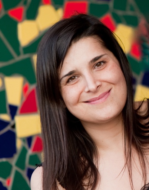 Azin Samari headshot.jpeg