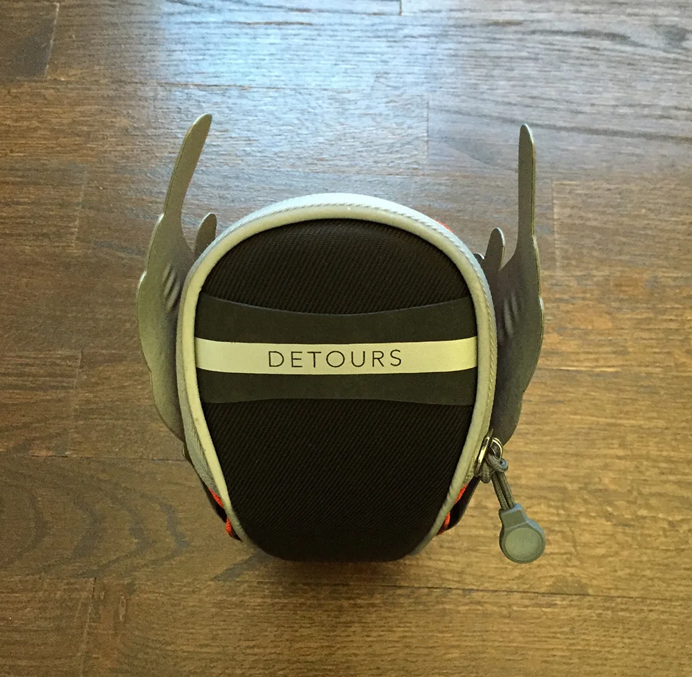 det hell seat2.jpg