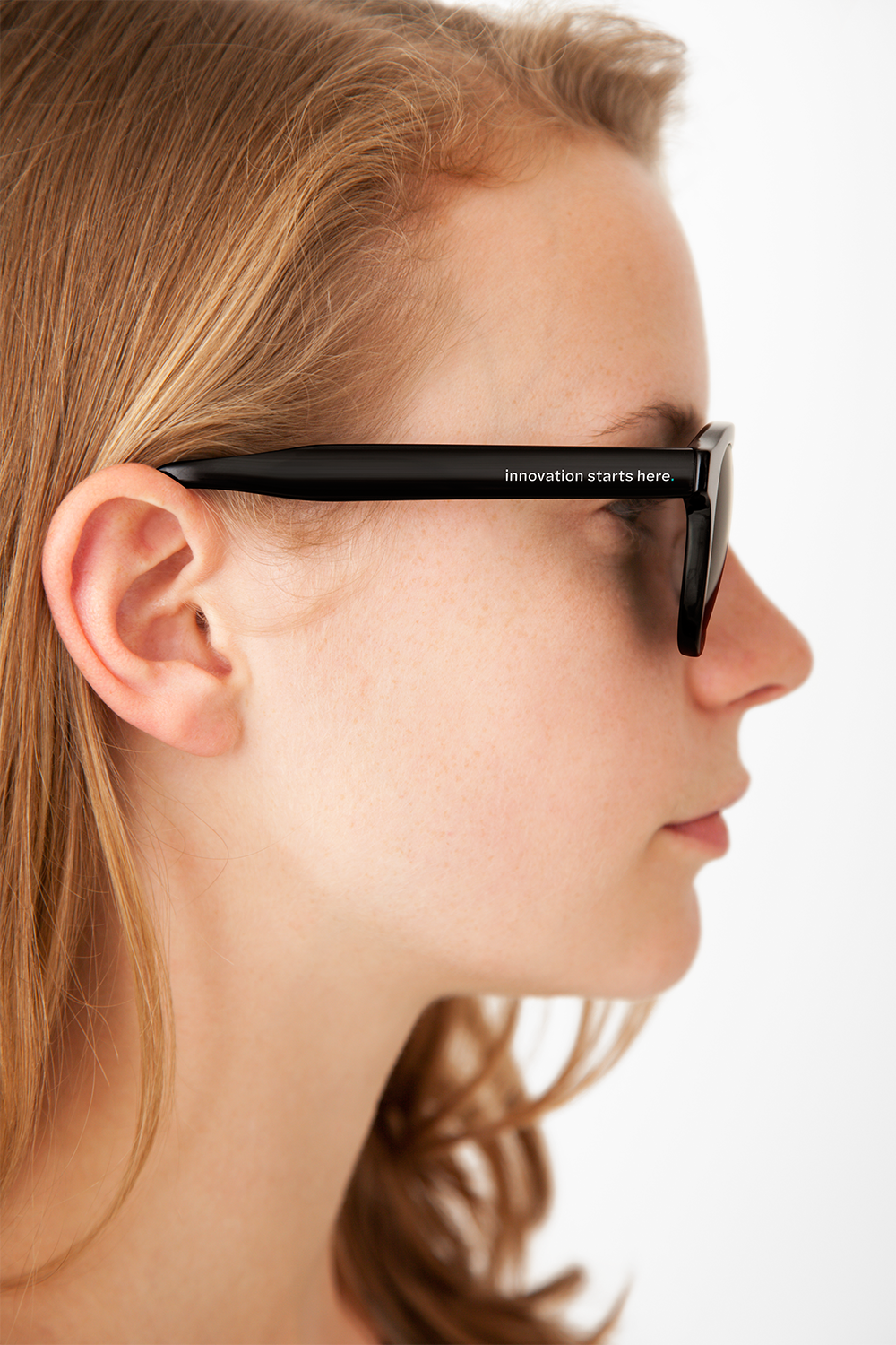 Sunglasses 0538 2023-02-15.png