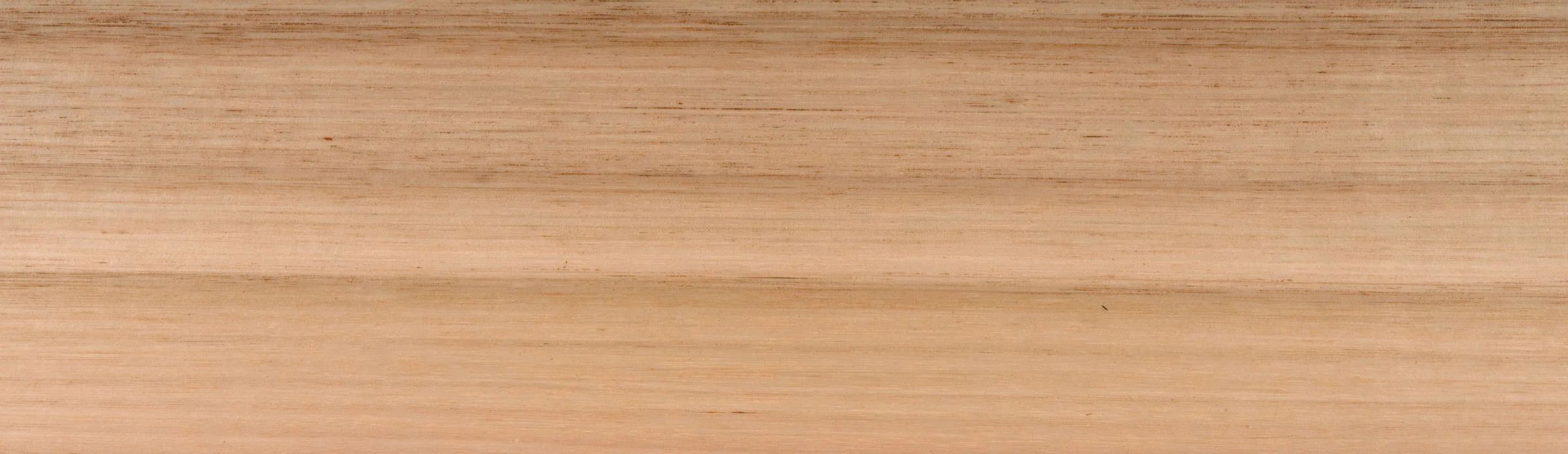 Known for its consistent grain that runs straight and tight, Victorian Ash colourings range from medium brown to a light yellow, sometimes with a pinkish hue. 