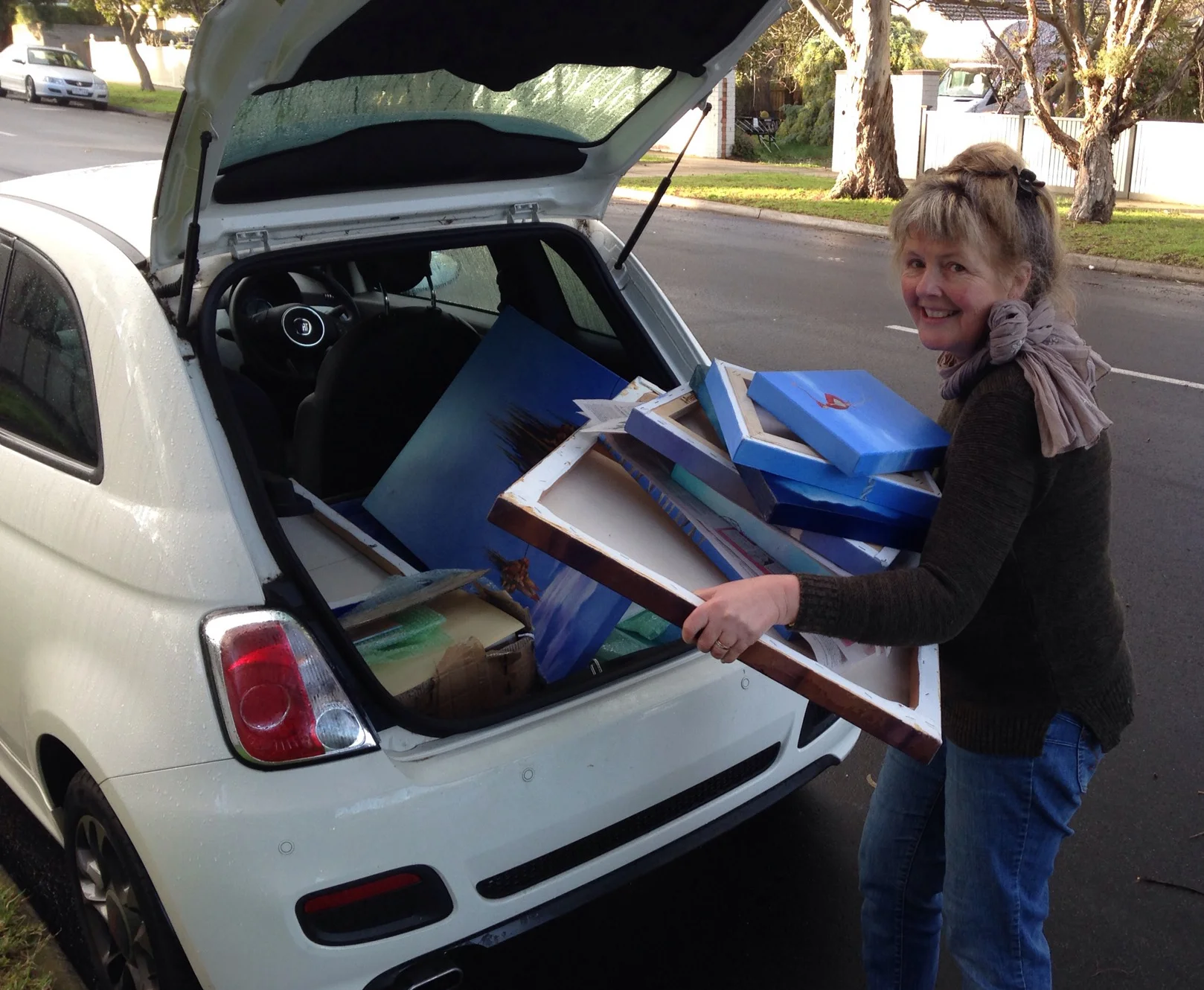 Loading up the trusty Fiat.