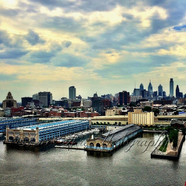 Philly Skyline from bridge.jpg