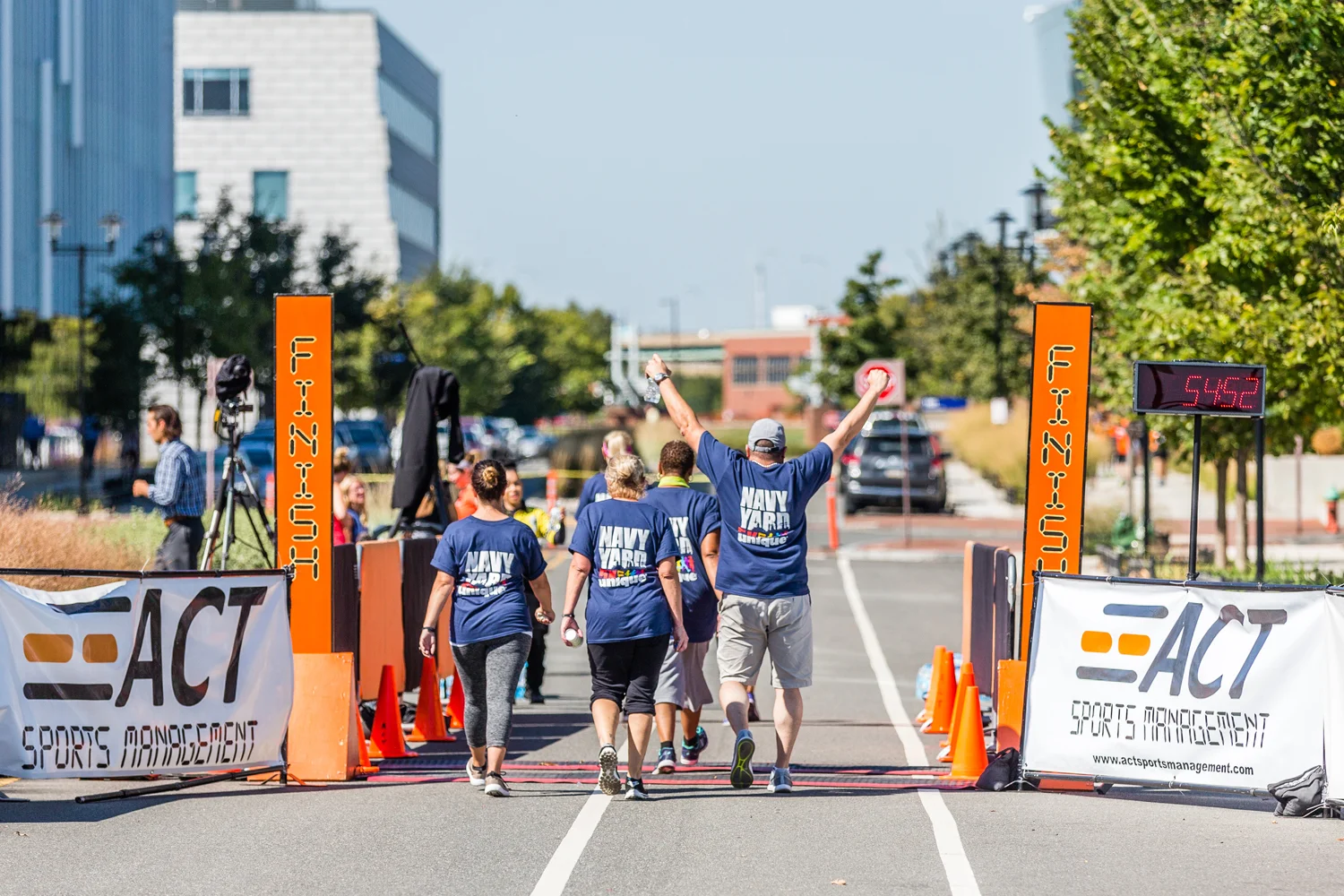 Navy Yard 5k-23.jpg