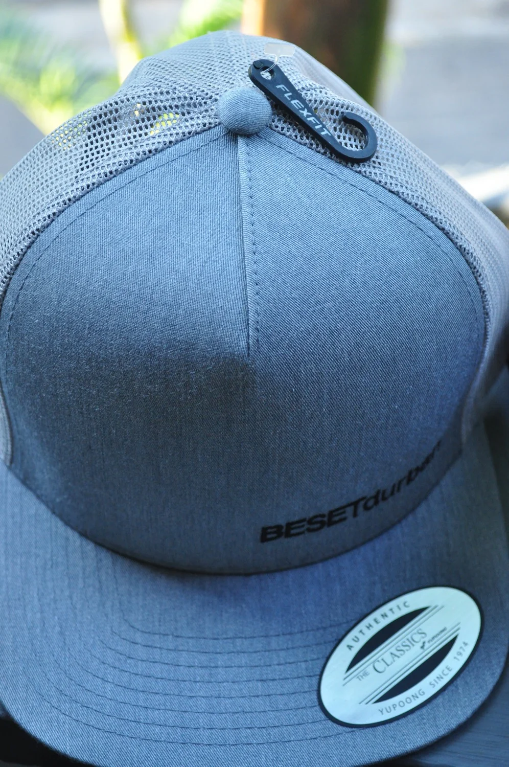 Blacon on grey (small).jpg