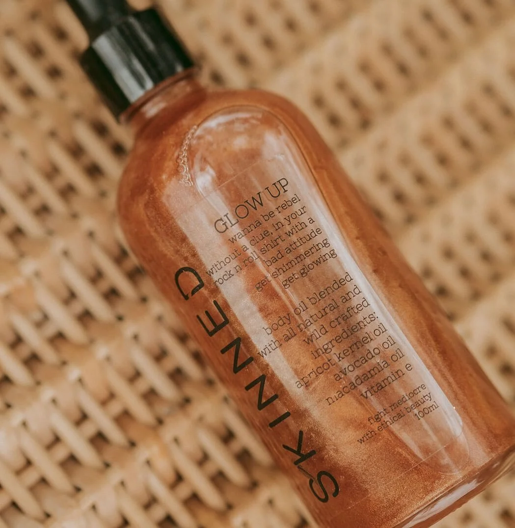 &bull; kickstart that summer glow with @skinnedstore luxurious body oils 😍✨ available online 24/7