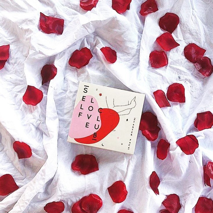 &bull; Gift someone you love a little bit of self love this Valentine&rsquo;s Day 💘 these adorable little @darlingstylemerchants packs are available in our online store ✨