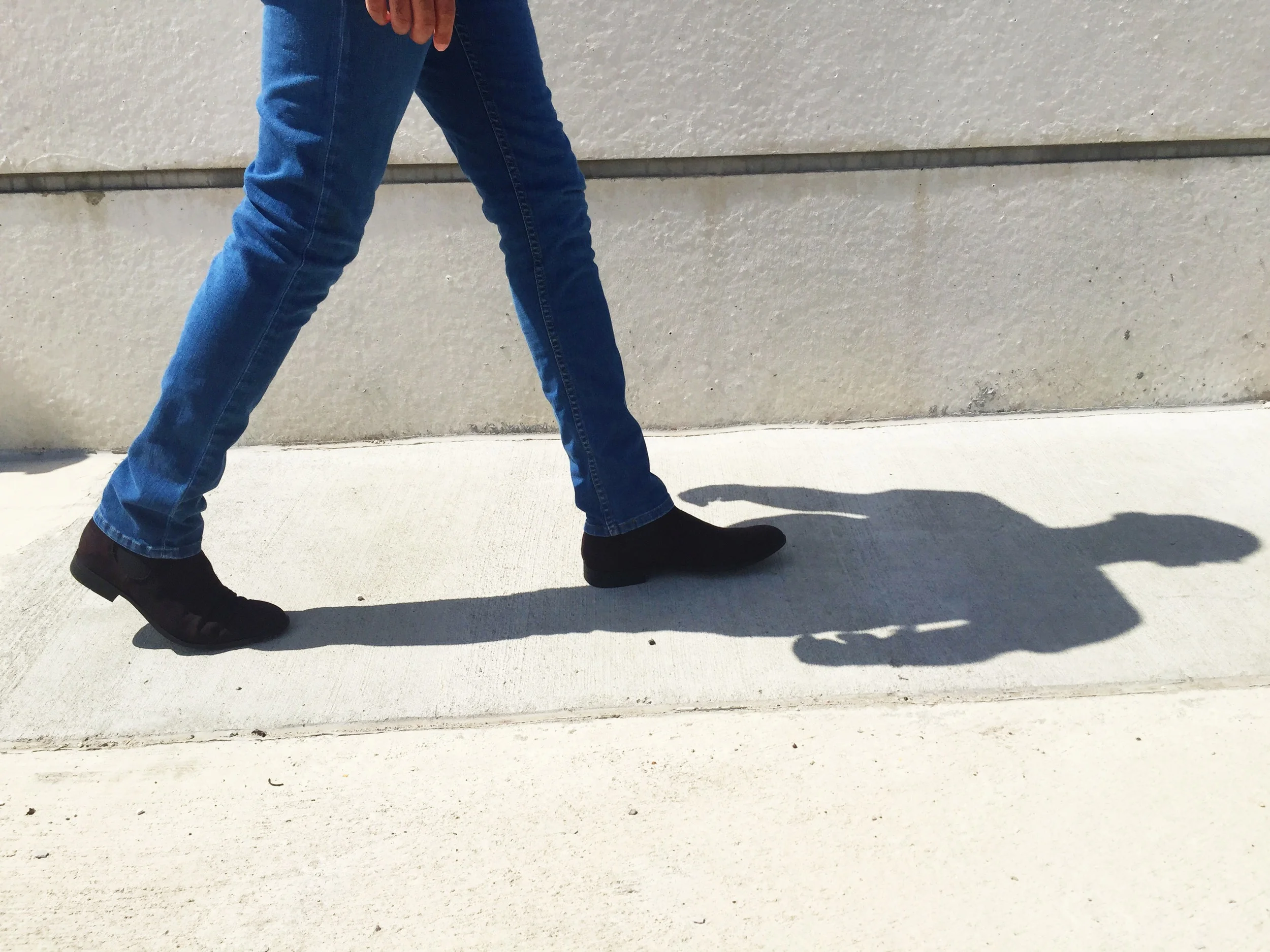 sam-c-perry-military-jacket-suede-chelsea-boots-bottom.jpg