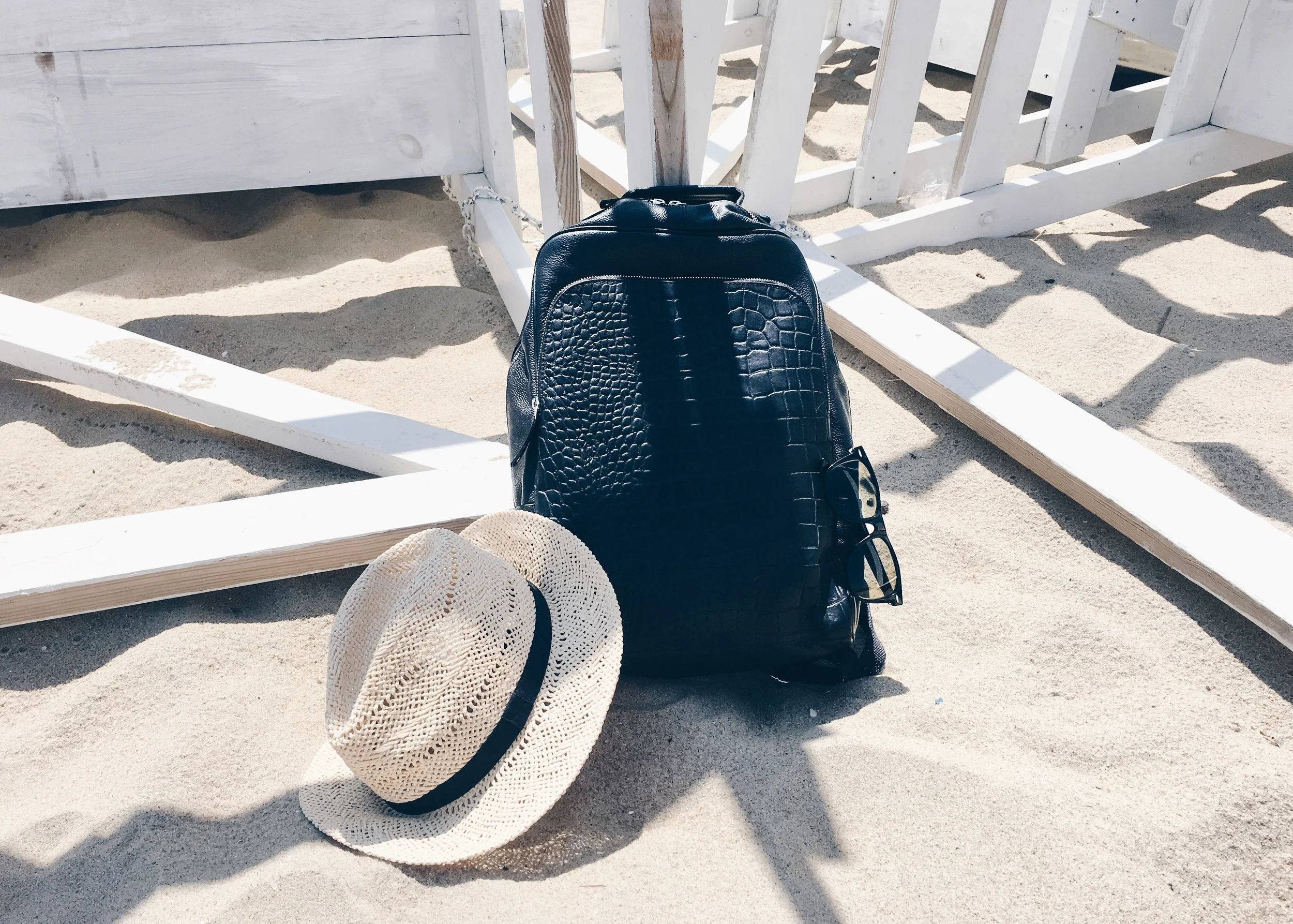 sam-c-perry-15-amazing-backpacks-styles-for-guys.jpg