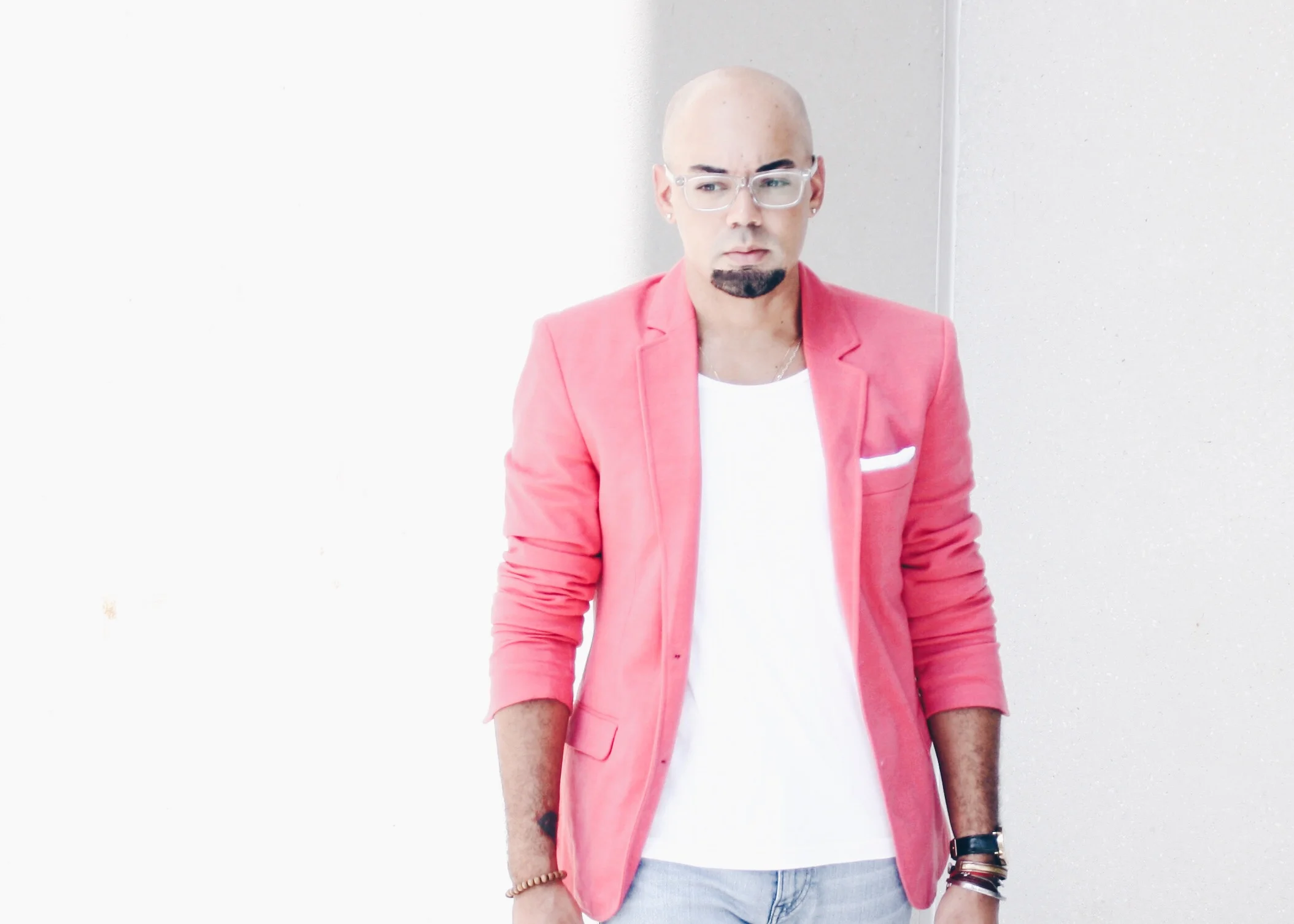 sam-c-perry-pink-blazer-navy-blue-loafer.jpg