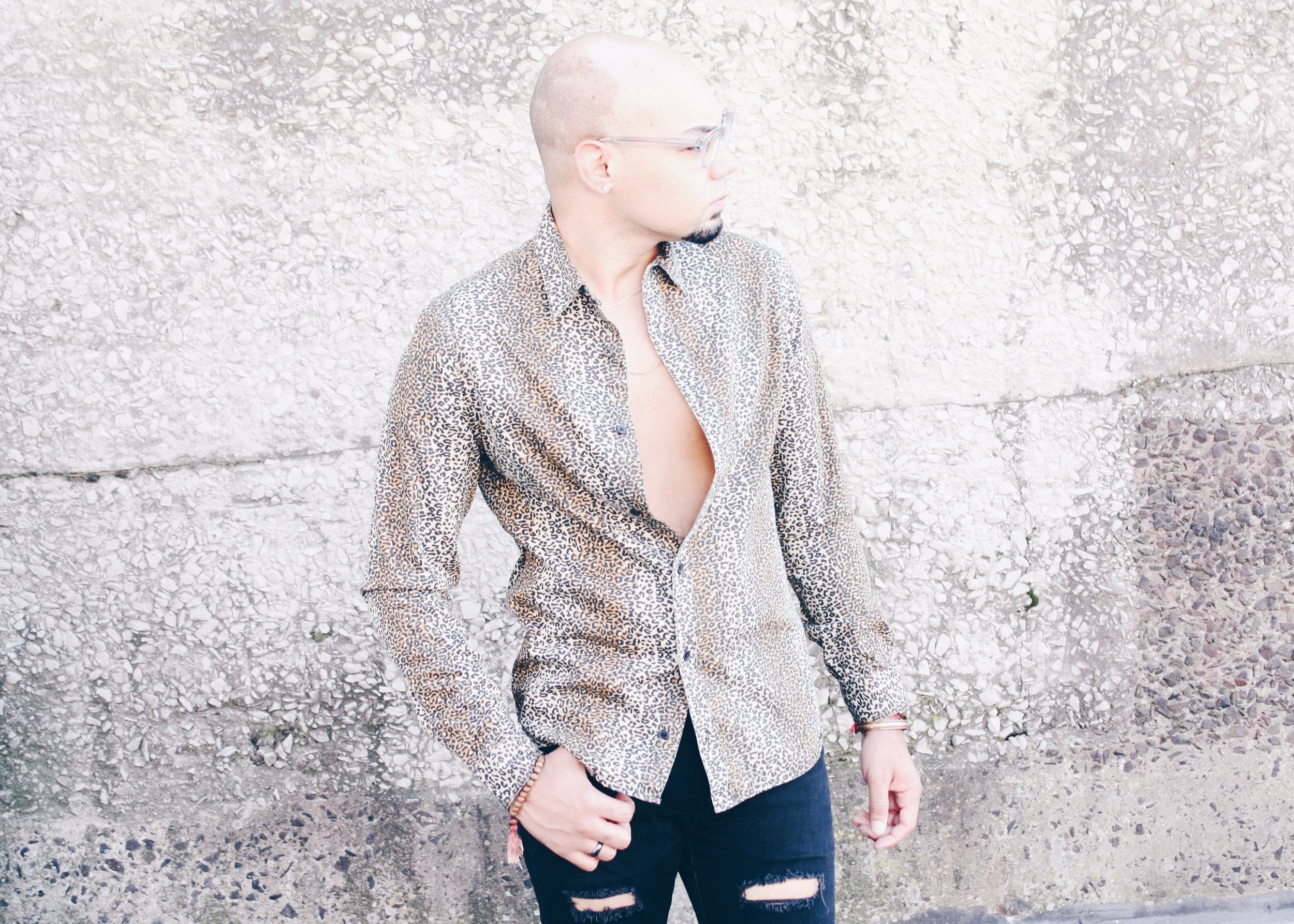 sam-c-perry-leopard-print-woven-distressed-denim-side.jpg