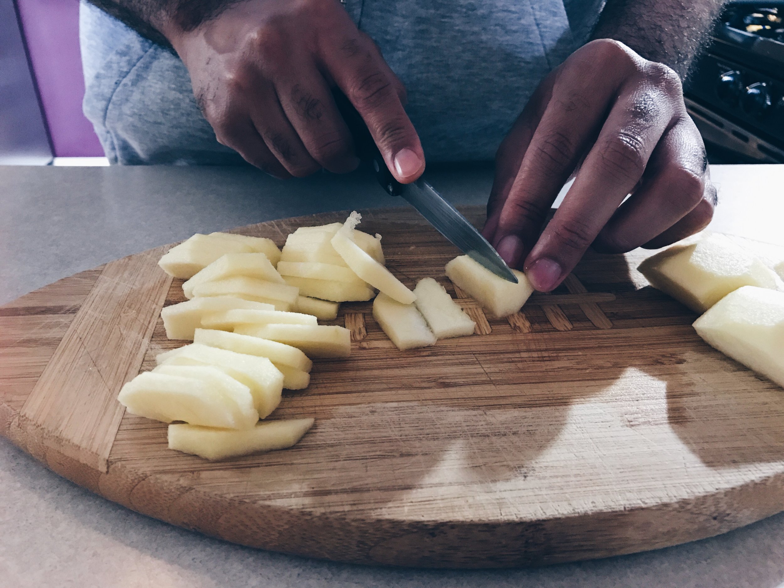 sam-c-perry-apple-and-pumpkin-picking-delicious-orchards-apple-apple-slices.jpg