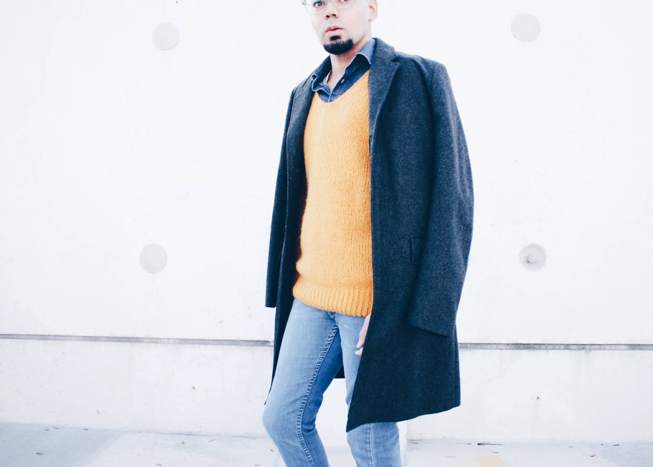 sam-c-perry-denim-on-denim-chunky-knit-cropped-full.jpg