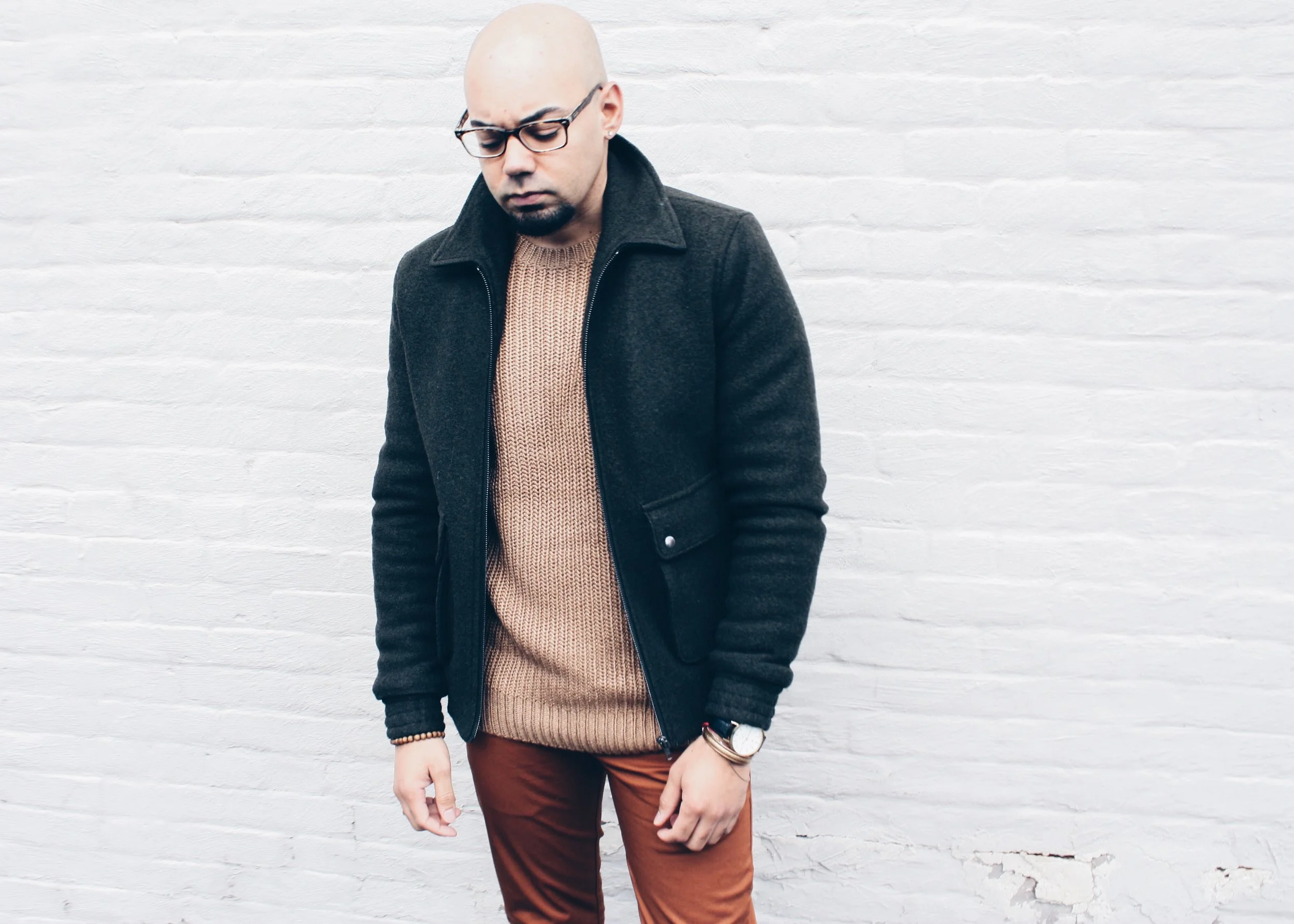 sam-c-perry-chunky-ribbed-knit-sweater-slim-chinos-cropped-down.jpg