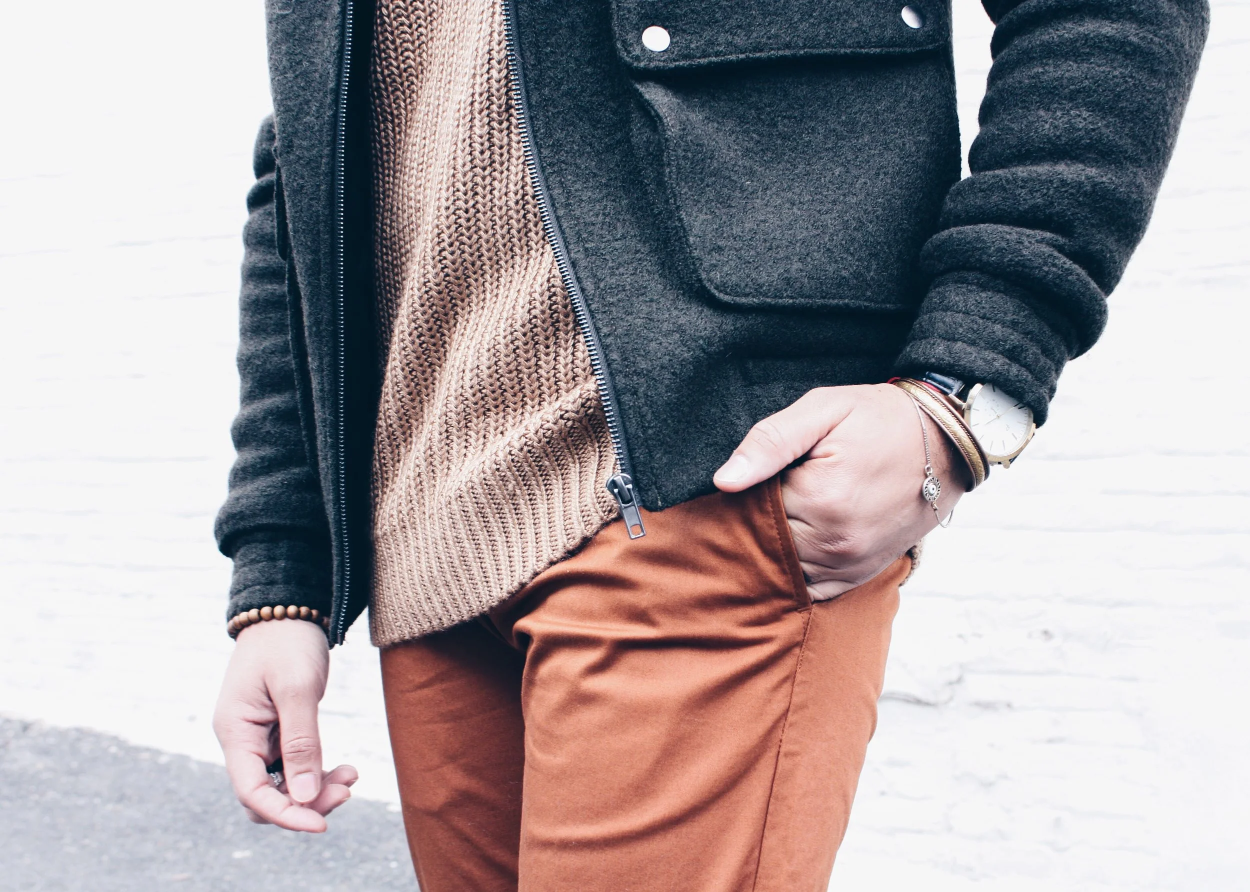 sam-c-perry-chunky-ribbed-knit-sweater-slim-chinos-details.jpg