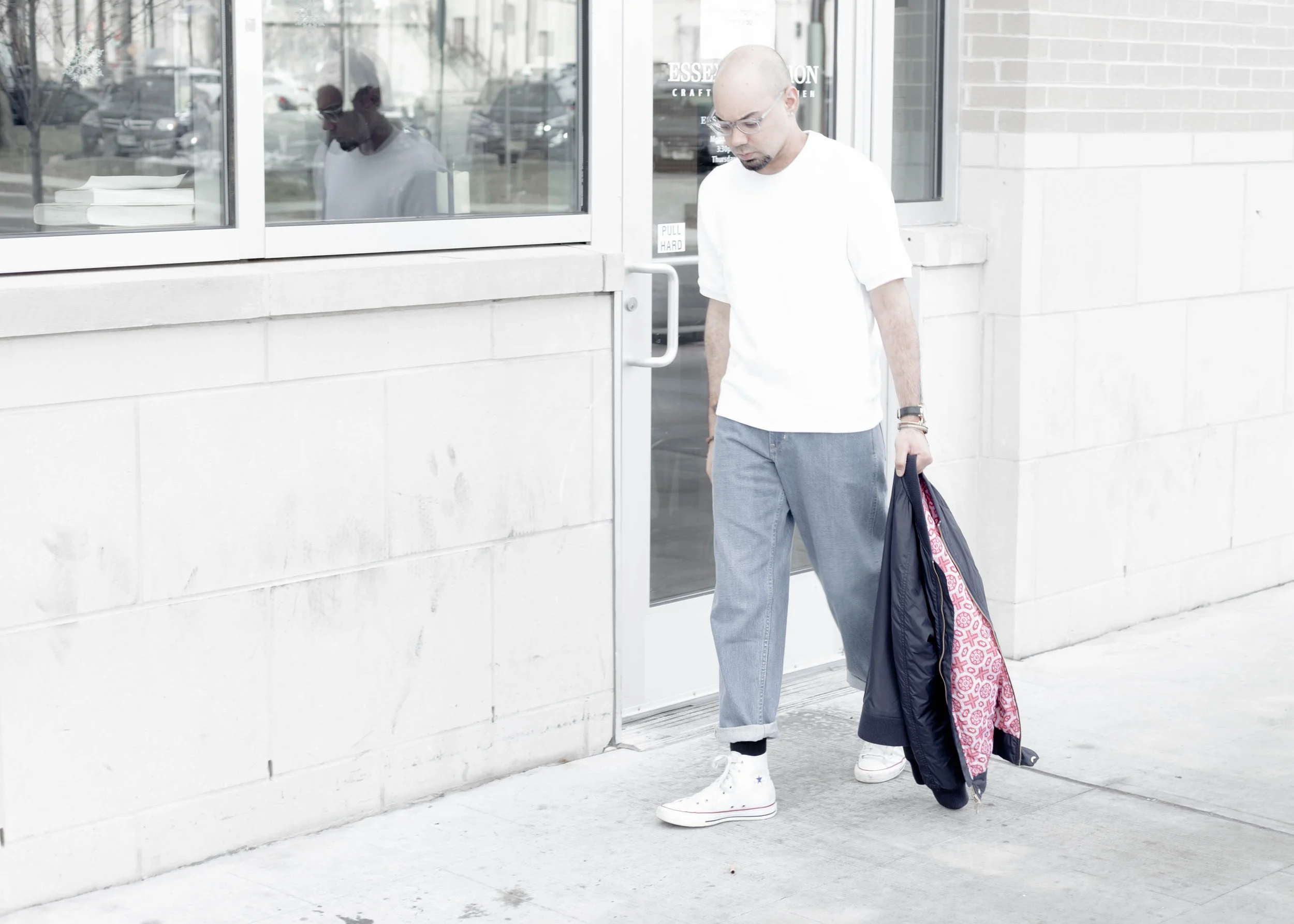 sam-c-perry-short-sleeve-sweatshirt-oversized-relaxed-denim-denim-uniqlo-u-walk.jpg