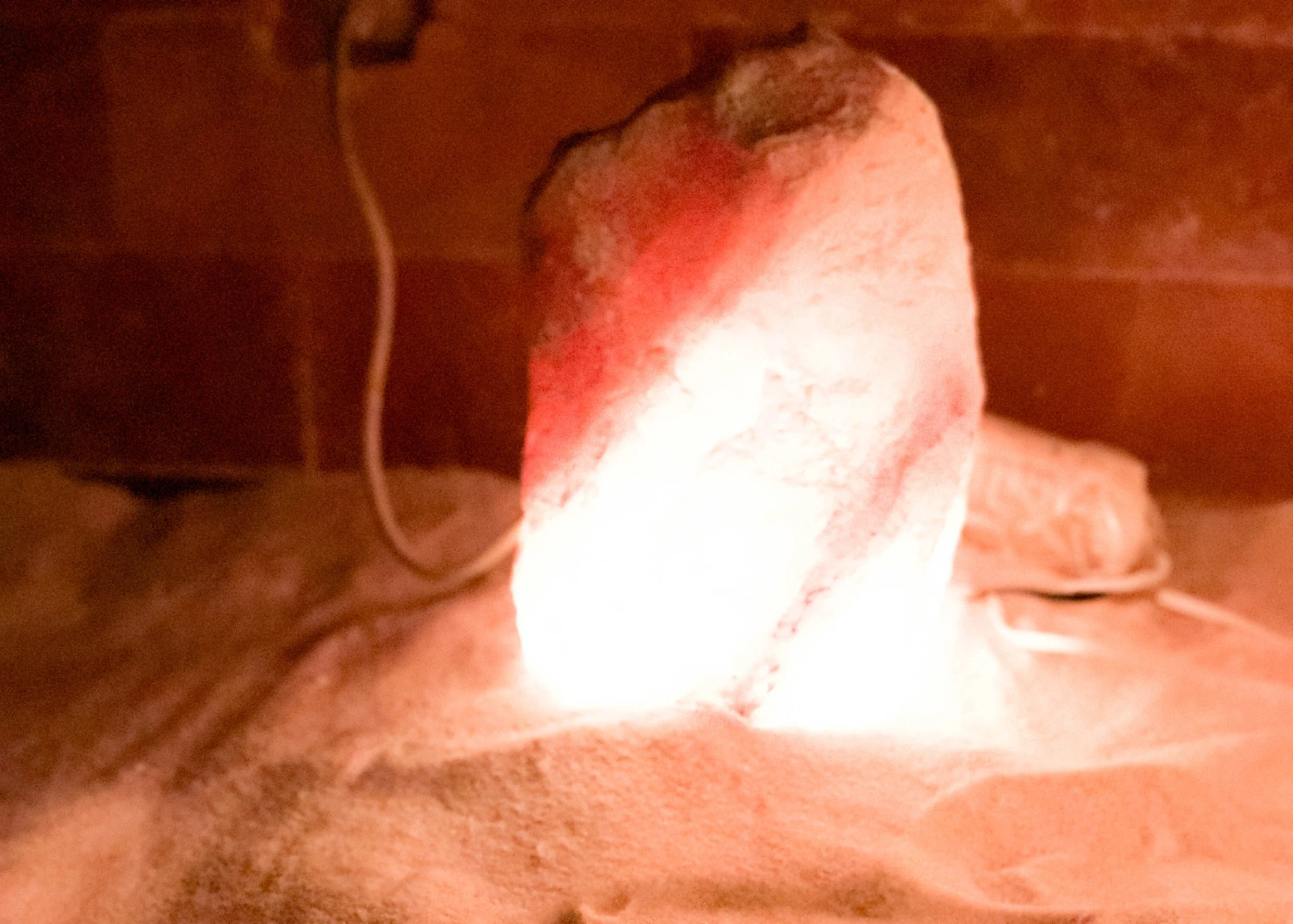 my-experience-in-a-salt-cave-natures-salt-cave-cranford-nj-lamp.jpg
