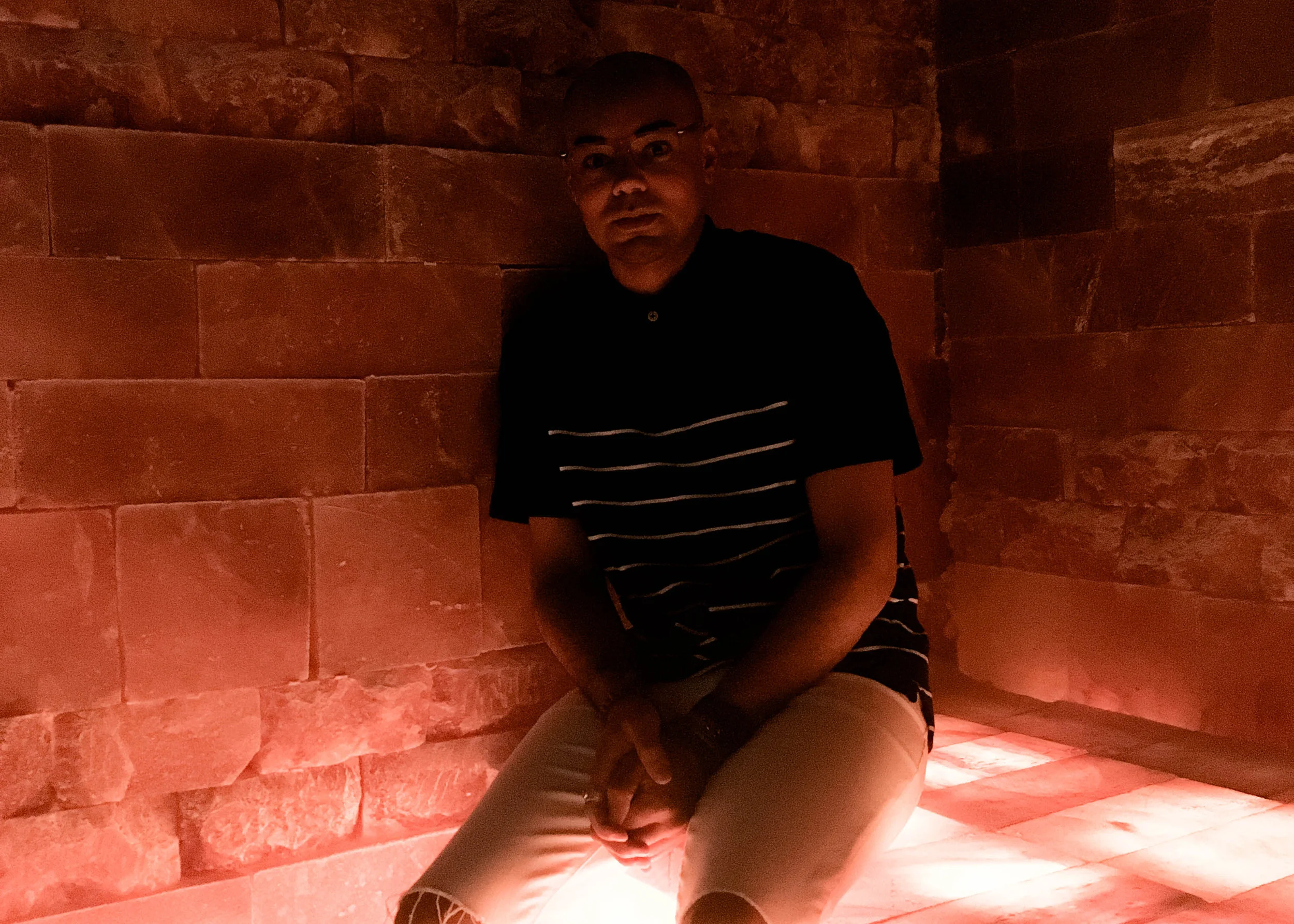 my-experience-in-a-salt-cave-natures-salt-cave-cranford-nj-seated.jpg