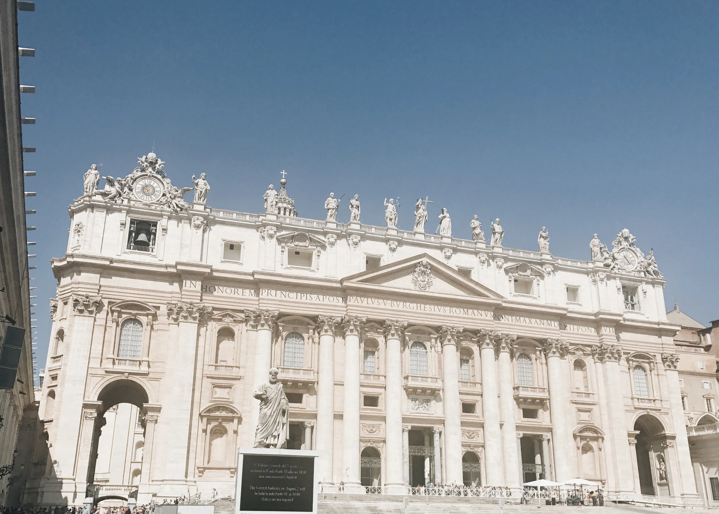 st-peters-basilica-full.jpg