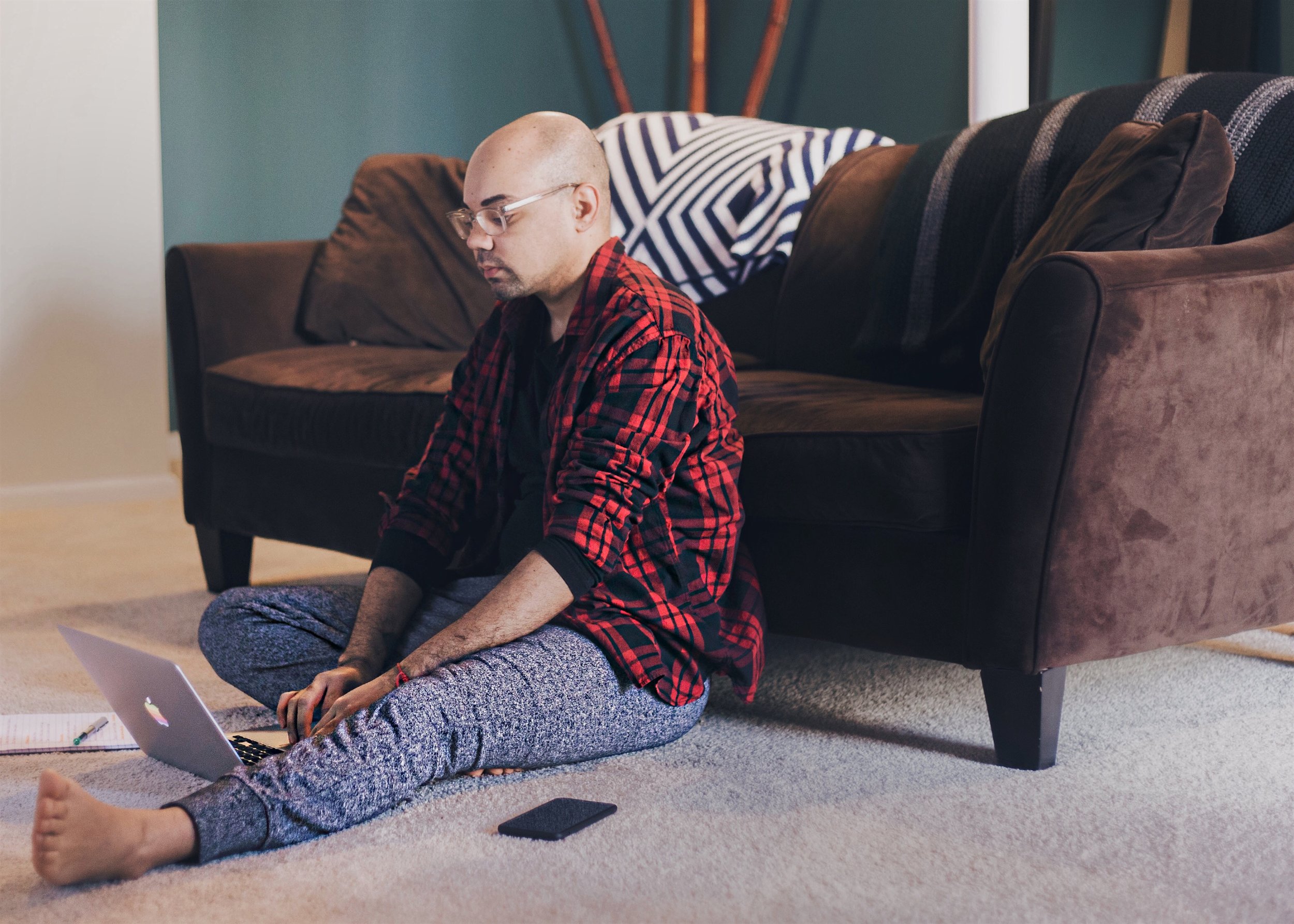 what-to-wear-when-you-work-from-home.jpg