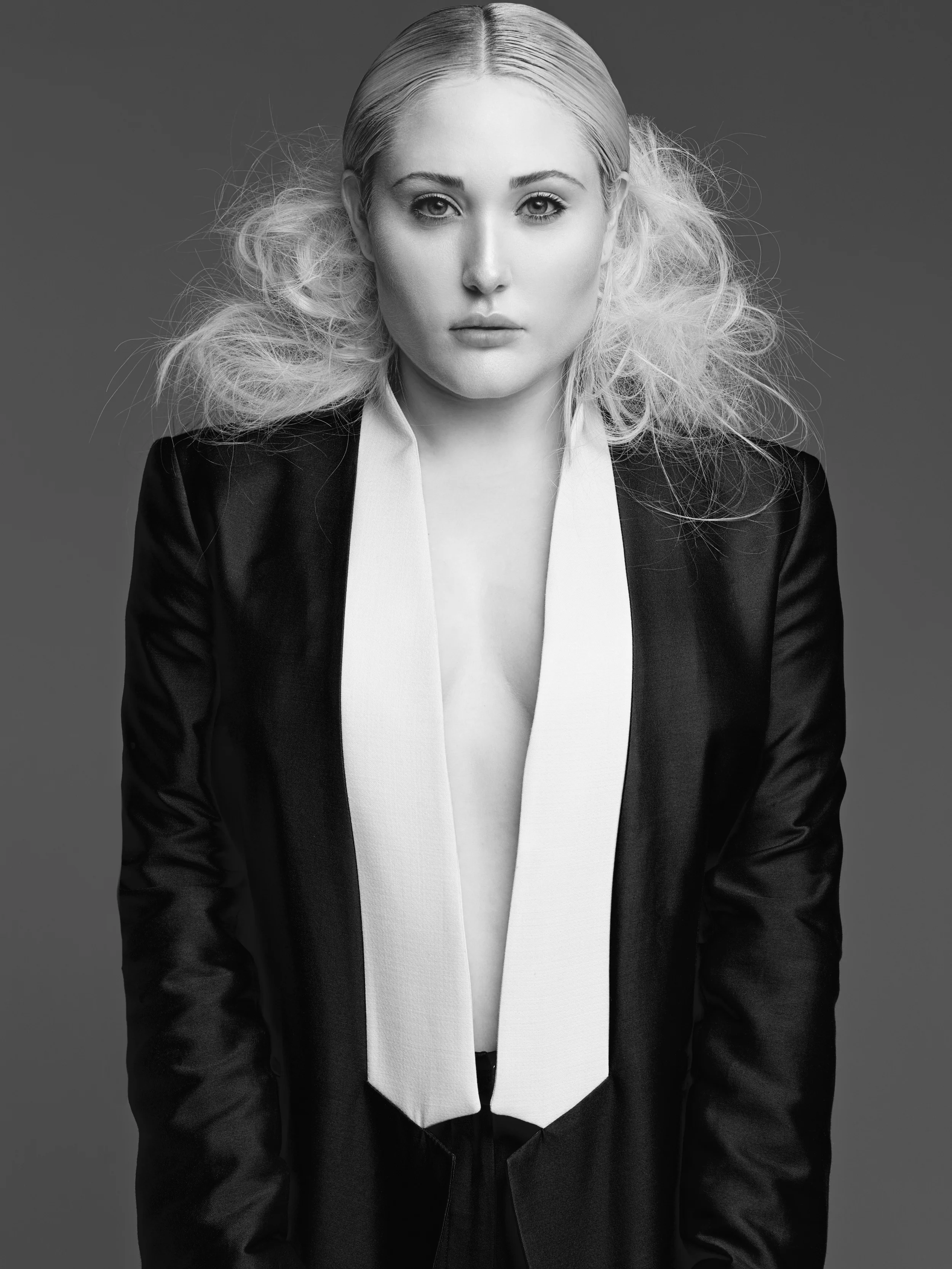 Hayley_Beauty_Milk_Studios20611.jpg