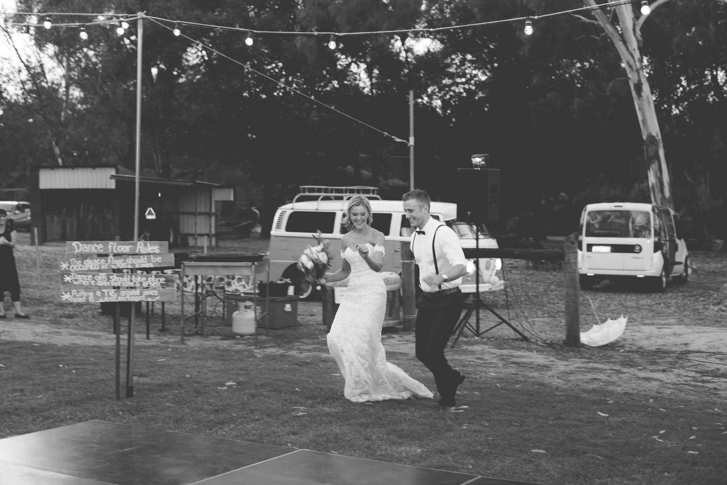 Amy & Travis 11.3.17 small B&W-499.jpg