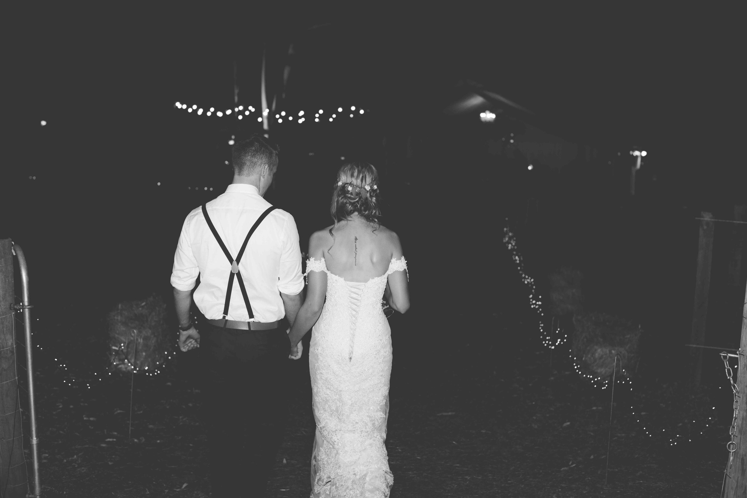 Amy & Travis 11.3.17 small B&W-521.jpg