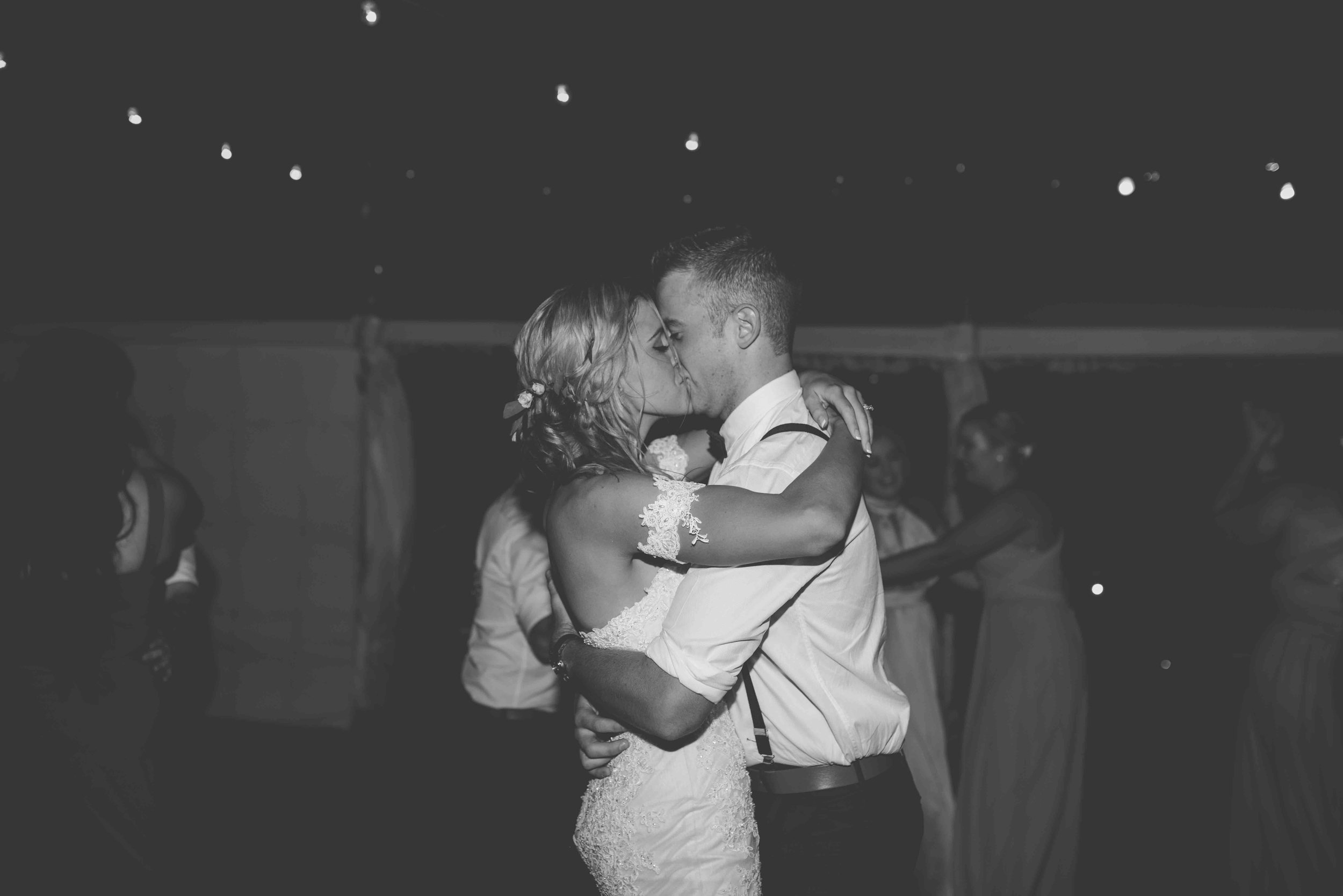 Amy & Travis 11.3.17 small B&W-548.jpg