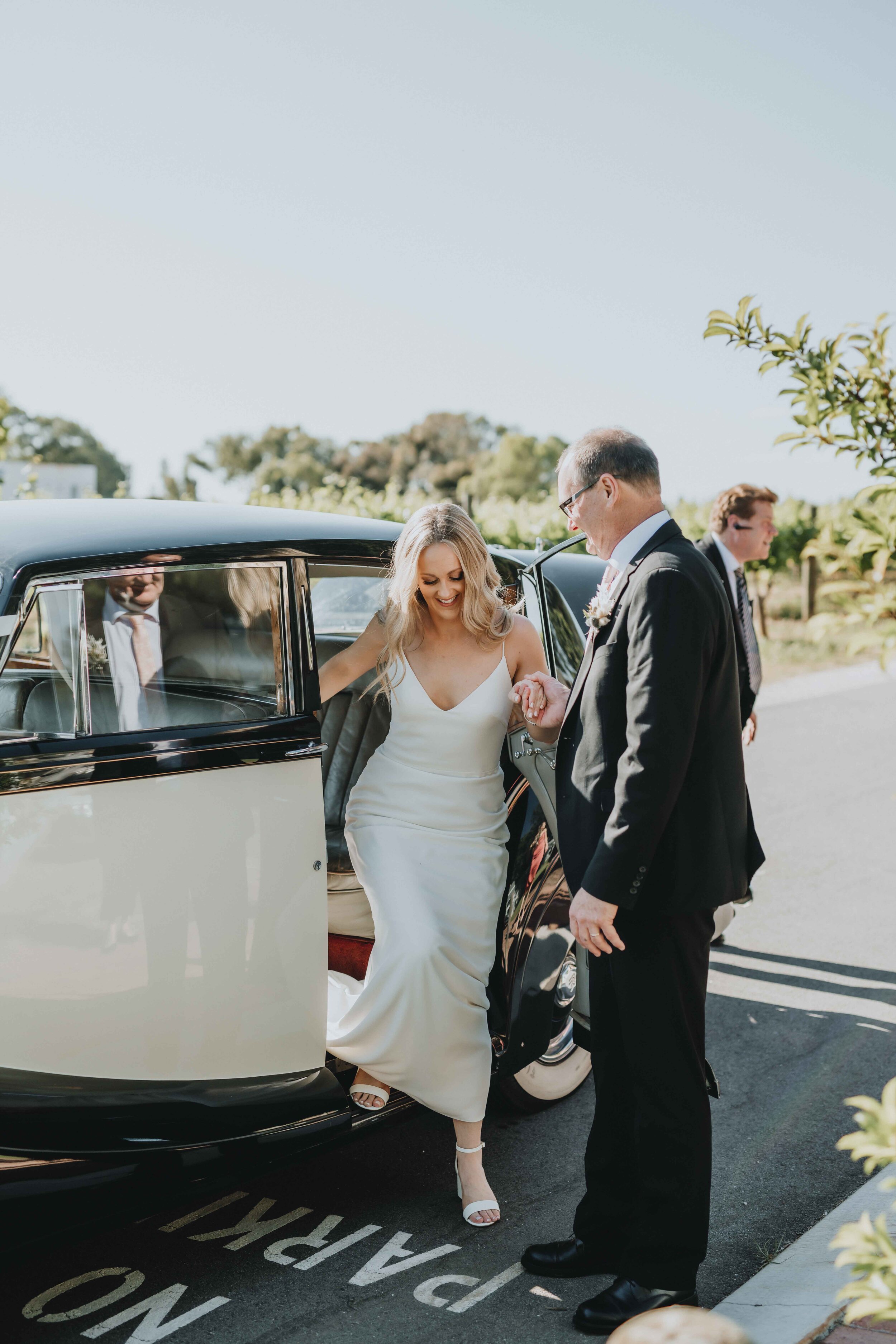Louise & Drew Mandoon estate wedding | Amy Skinner-53.jpg