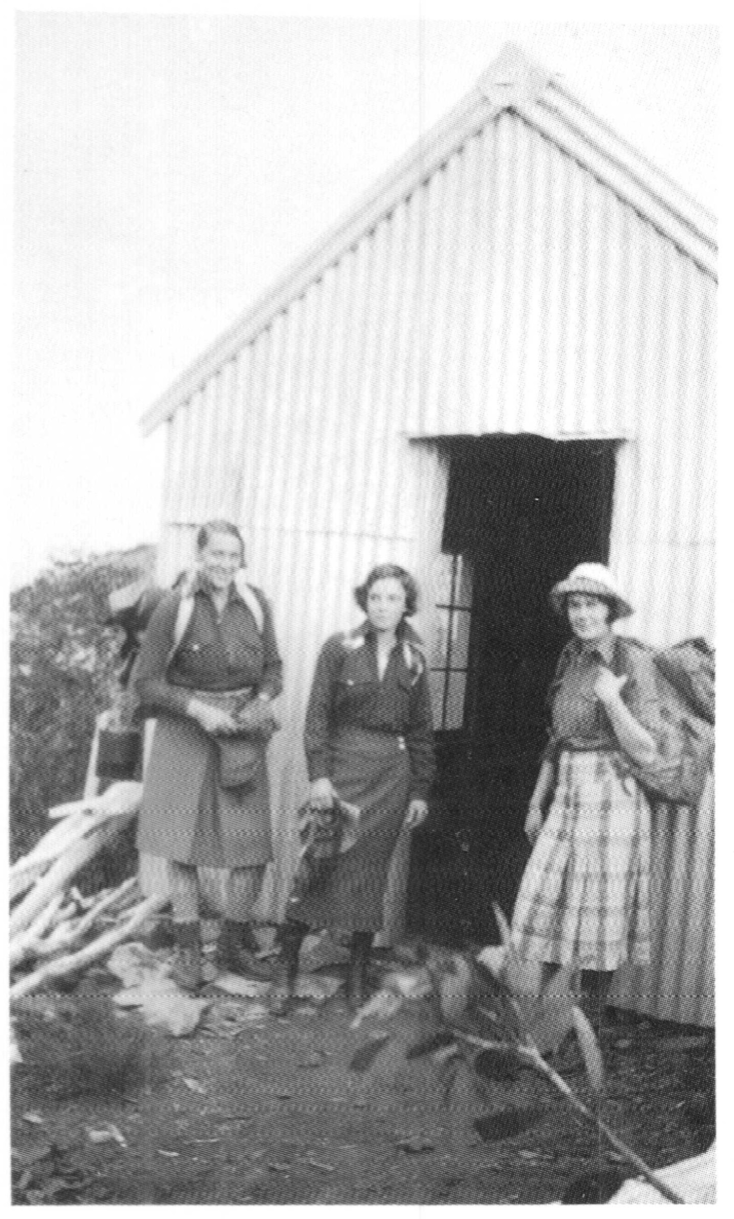 Jeane Gardner, Marjorie Carr, Margaret Pearson at Razorback Hut in December 1932. Rhoda Gardner