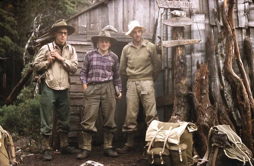 Tahune Hut Mark 2 1957 B Ford.jpg