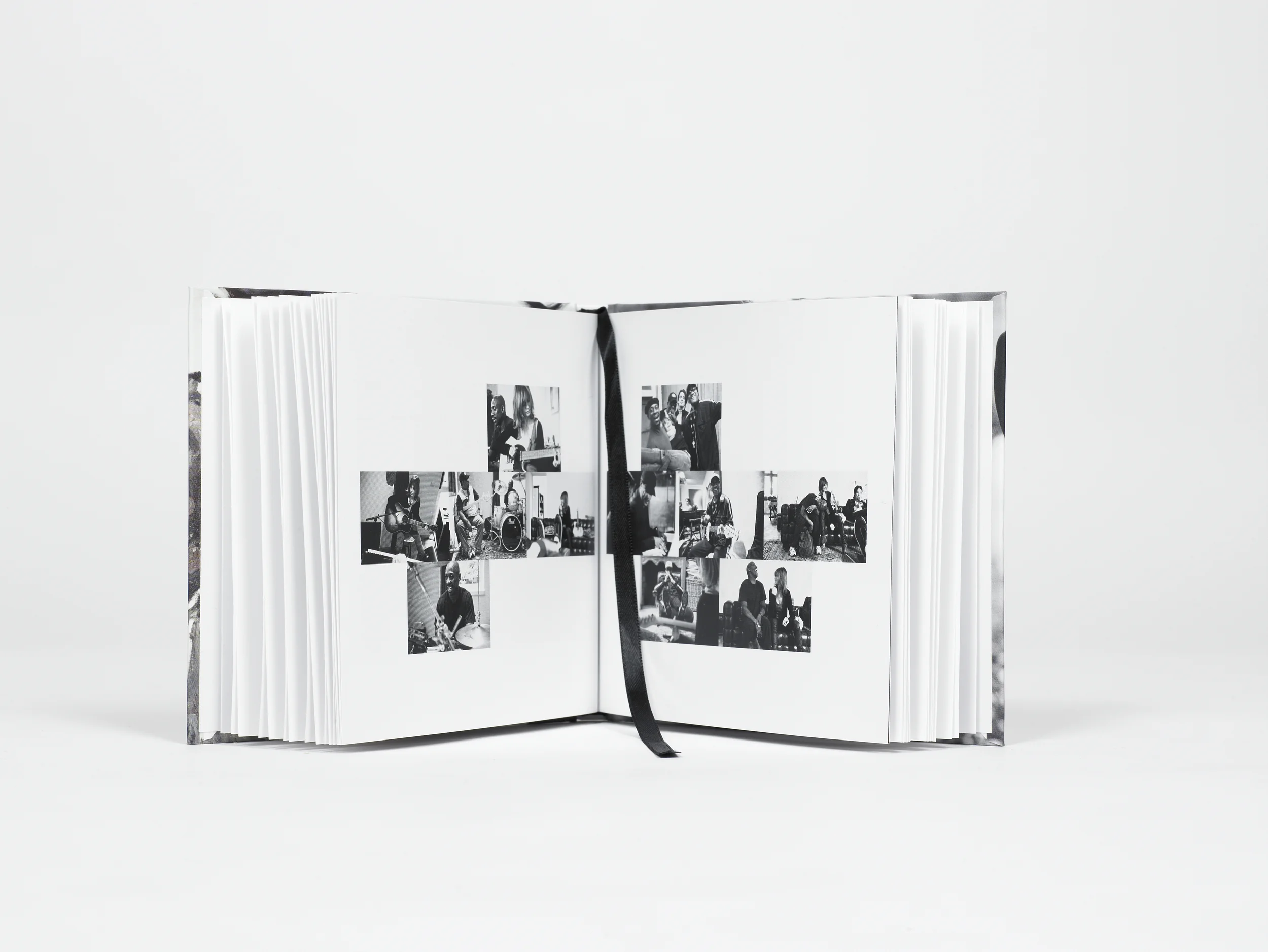 AXL_RED_2009_04 kopiëren.jpg