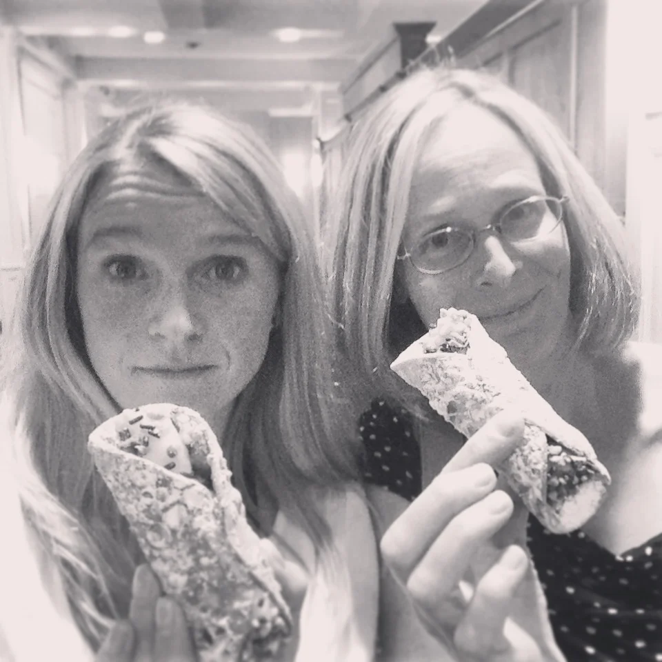 Post-Wedding Treat - Cannoli to go, pretty please! Mary & Matt's Wedding 