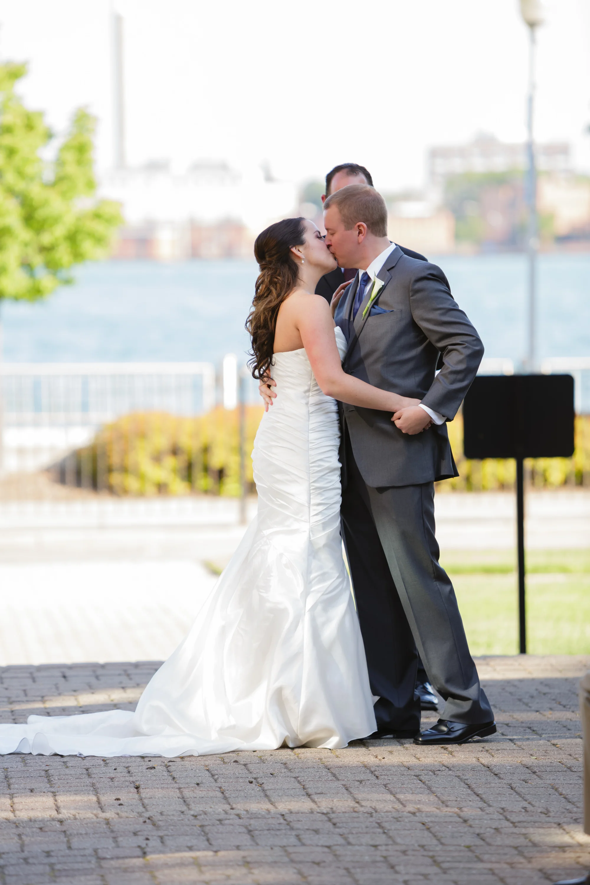 Rattlesnake Club Detroit Wedding Sean + Skylar — Melanie Reyes