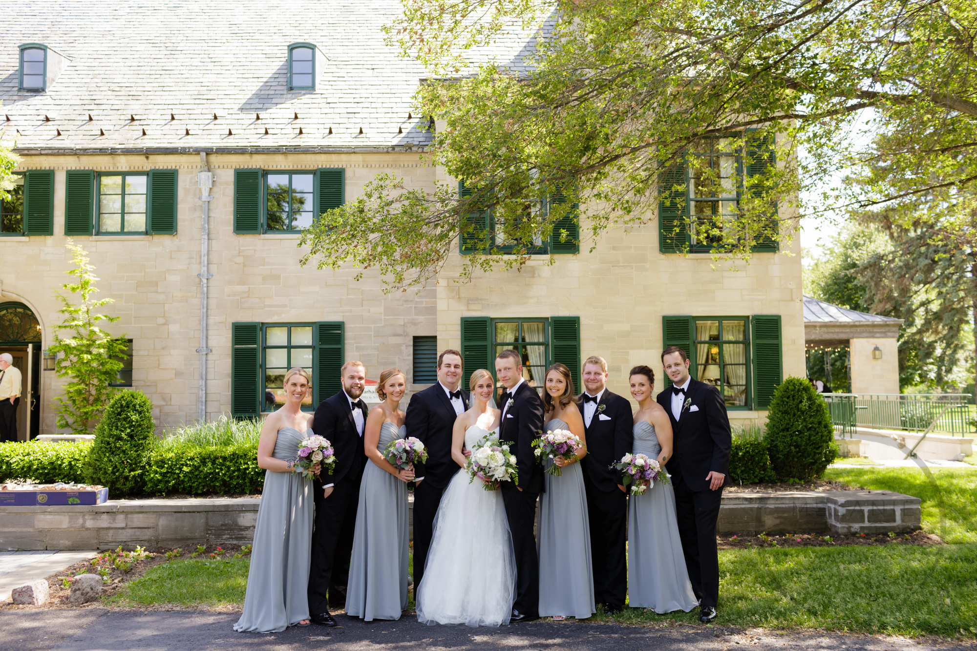 comer_earhart_manor_wedding_annarbor_046.jpg