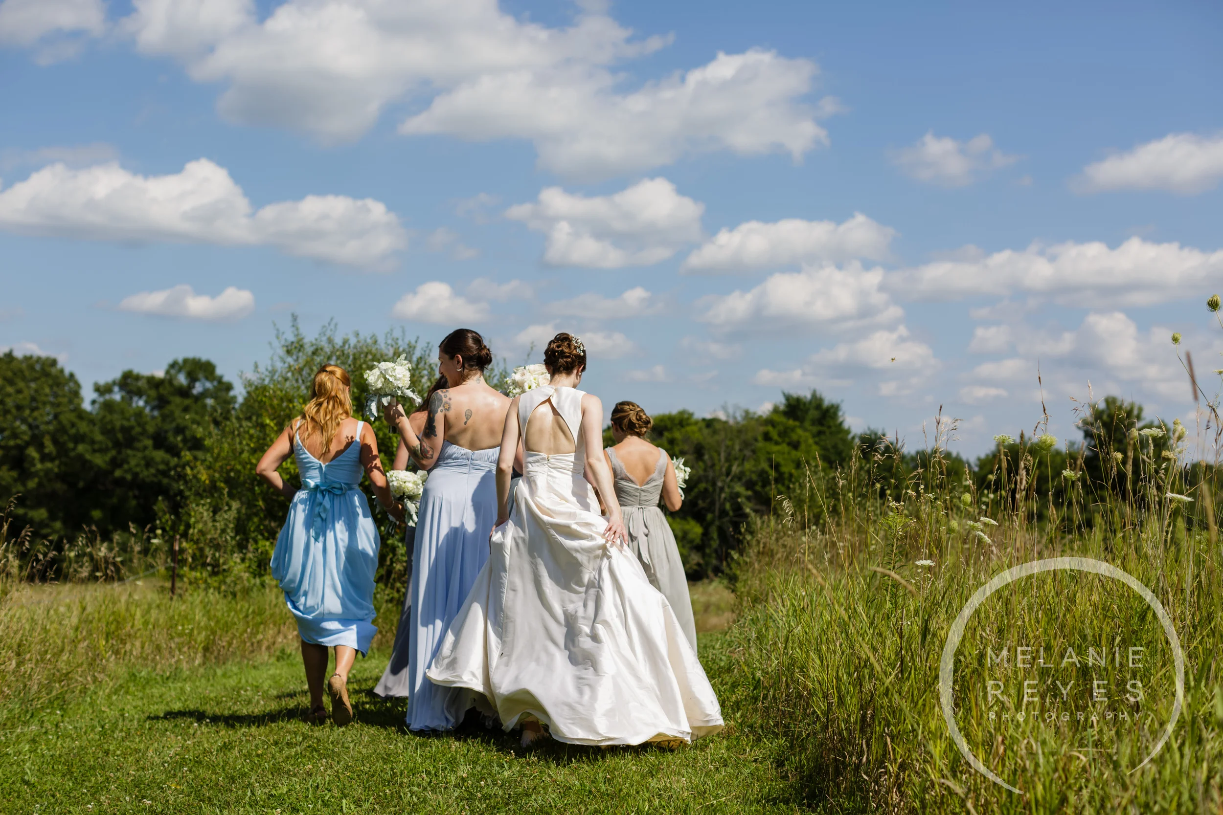 021_farm_wedding_melanie_reyes.JPG