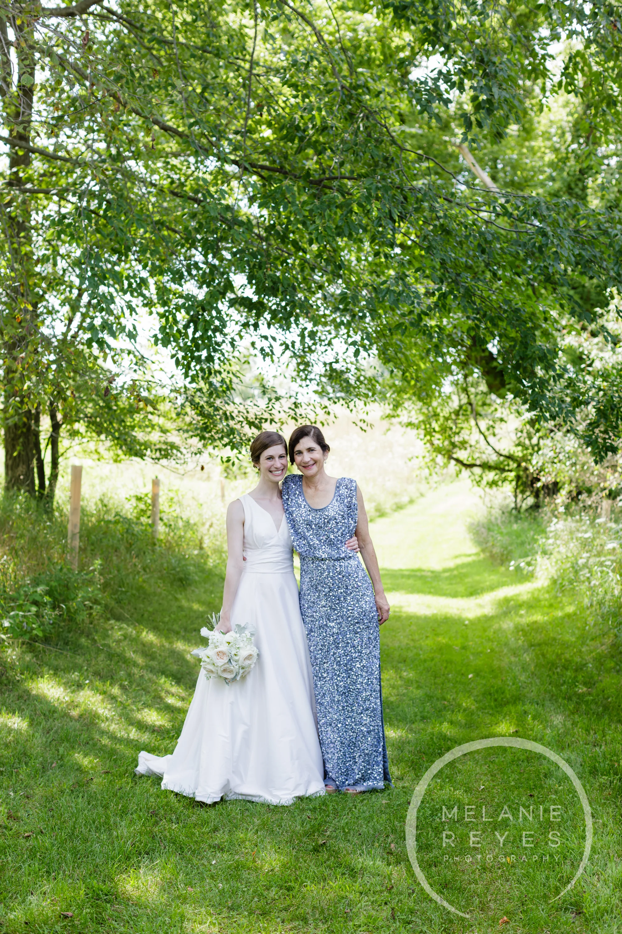 030_farm_wedding_melanie_reyes.JPG