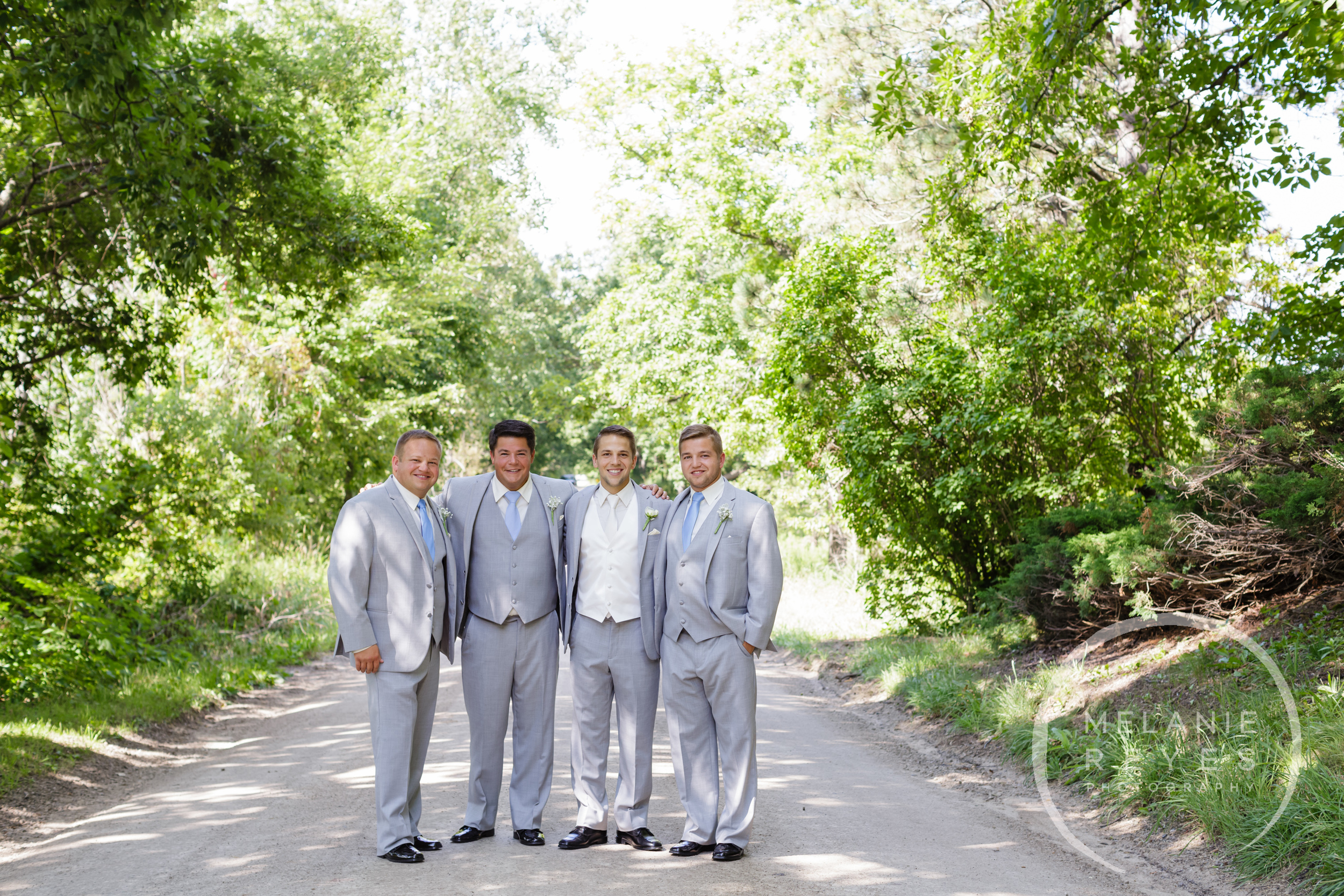 034_farm_wedding_melanie_reyes.JPG