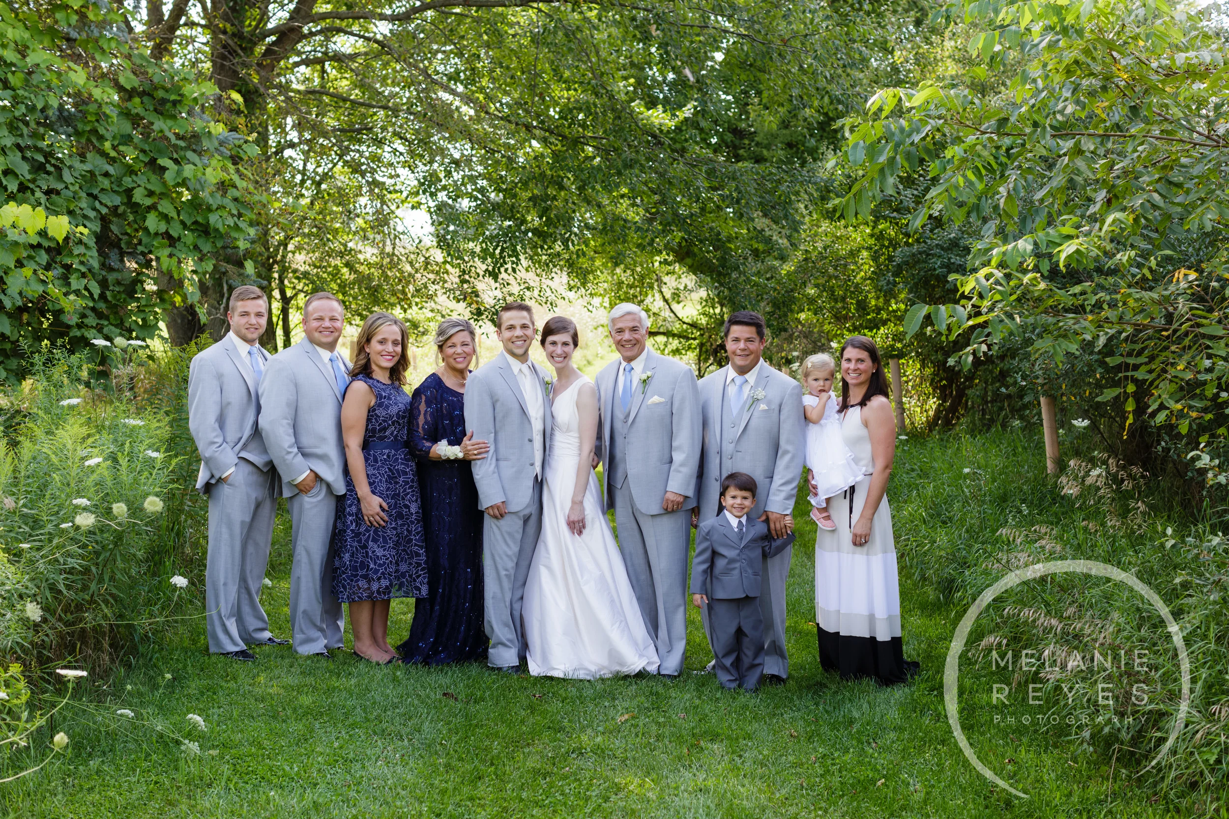 038_farm_wedding_melanie_reyes.JPG