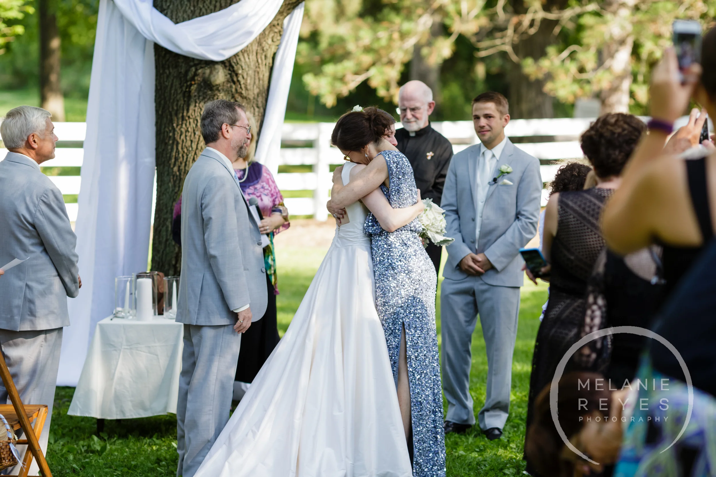 043_farm_wedding_melanie_reyes.JPG