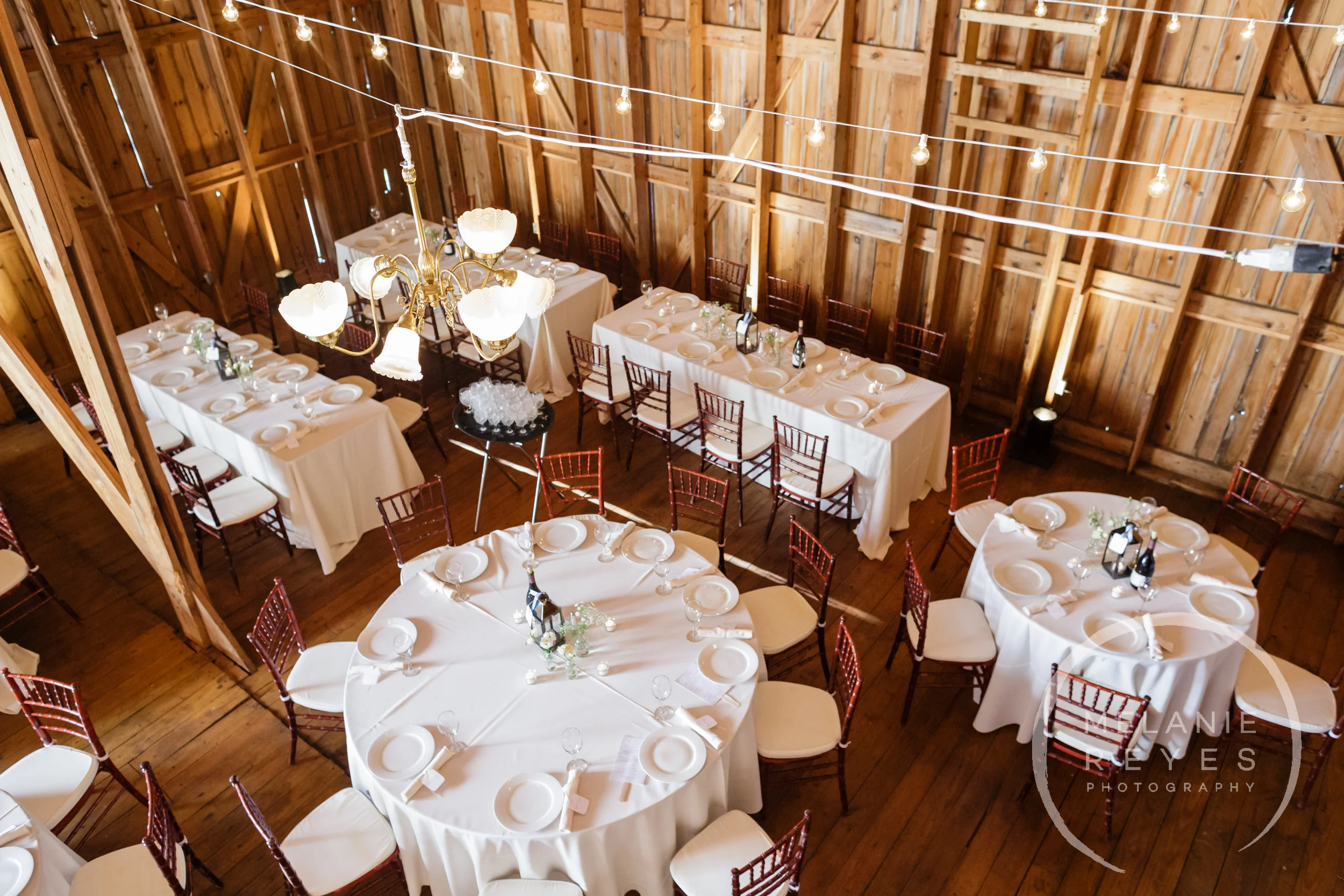 053_farm_wedding_melanie_reyes.JPG