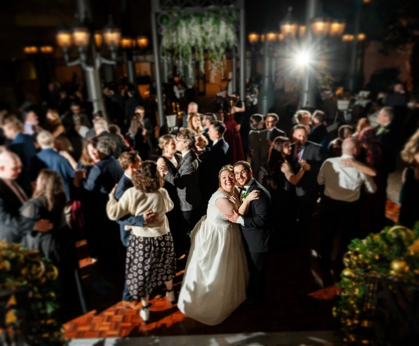 Shannon + Chris!

It&rsquo;s hard to get over the JOY of yesterday. It was incredible! 

@saintjohnsresort 
@floralandflame 
@salonomniaplymouth 
@andreafontanabeauty 
@bombshellbridalboutique 
@shae_liz