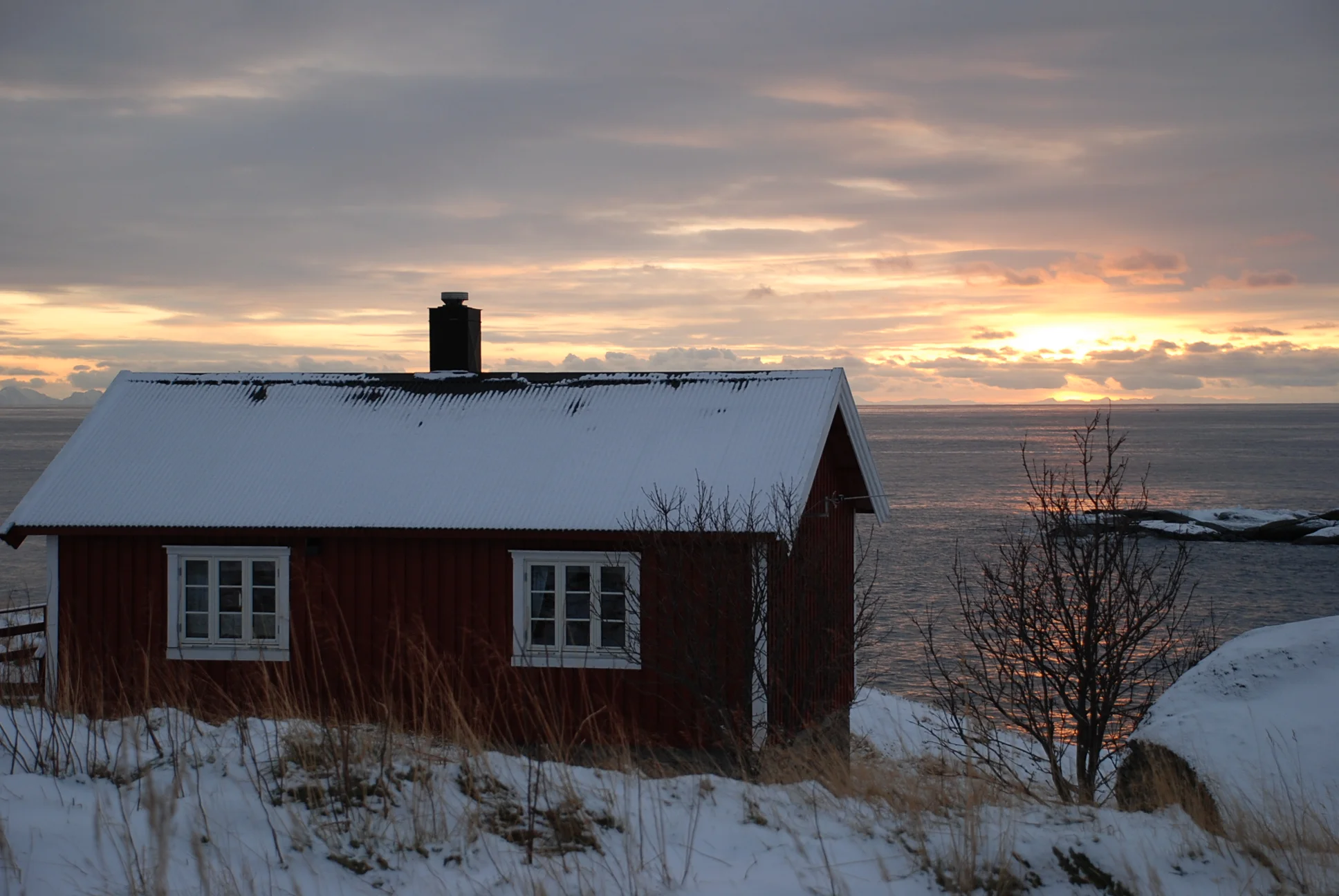 Fisherman's hut, Lofoten.JPG